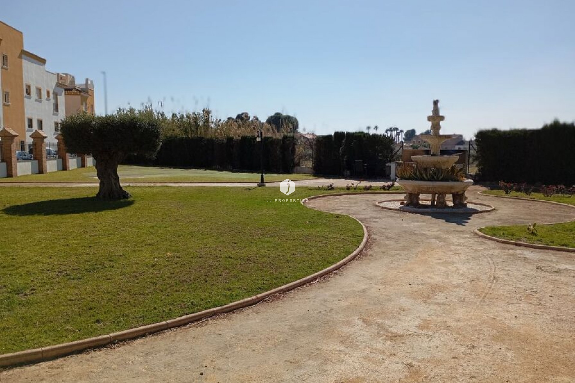 Aus zweiter Hand - Chalet -
Catral - Costa Blanca