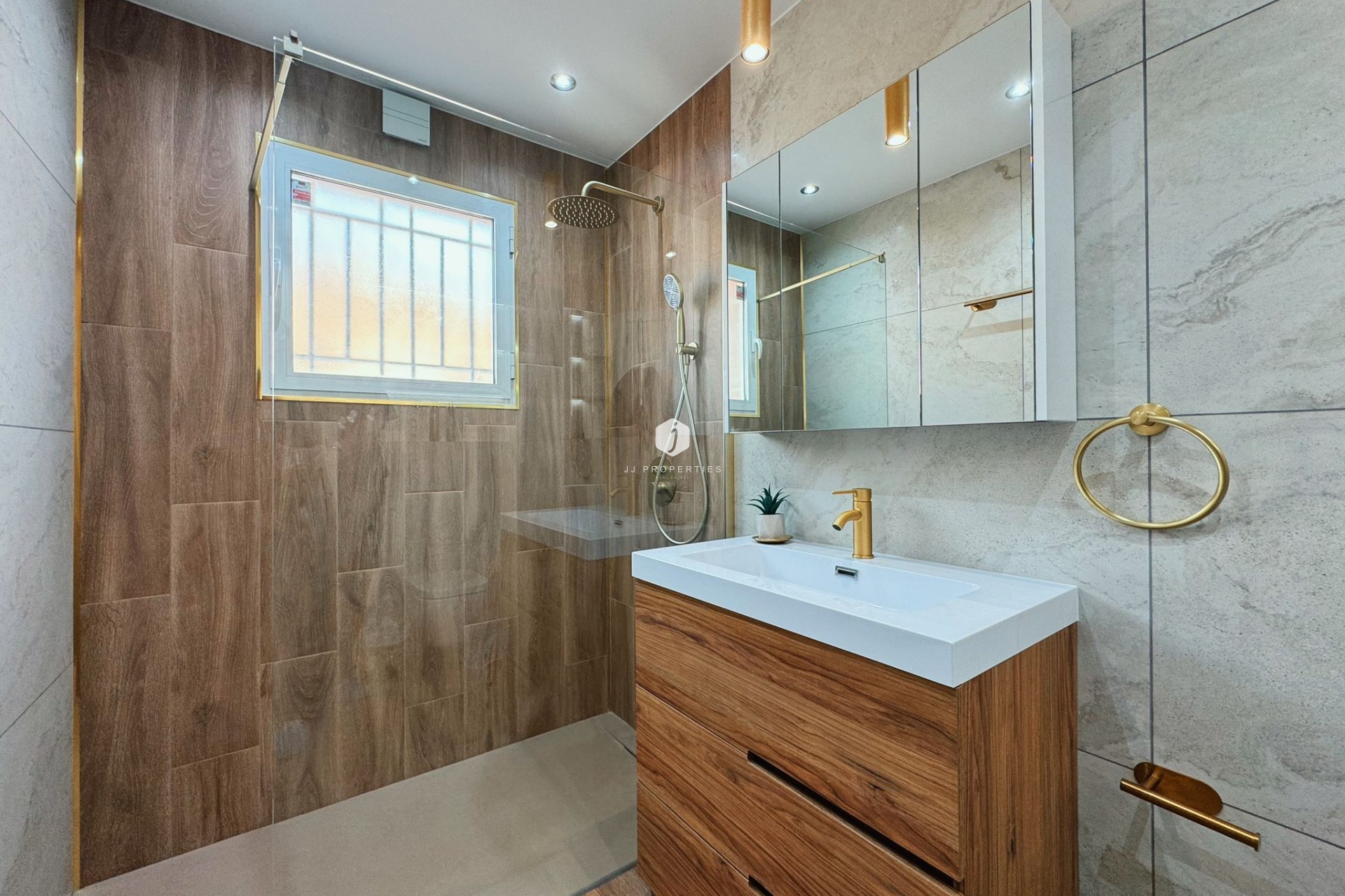 Aus zweiter Hand - Chalet -
Ciudad Quesada - Costa Blanca