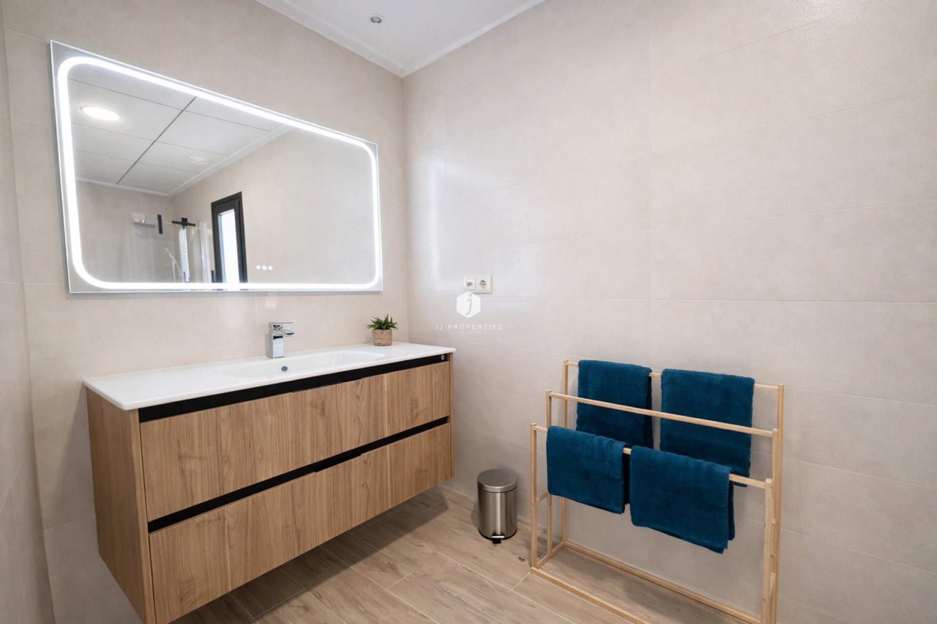 Aus zweiter Hand - Chalet -
Dolores - Costa Blanca