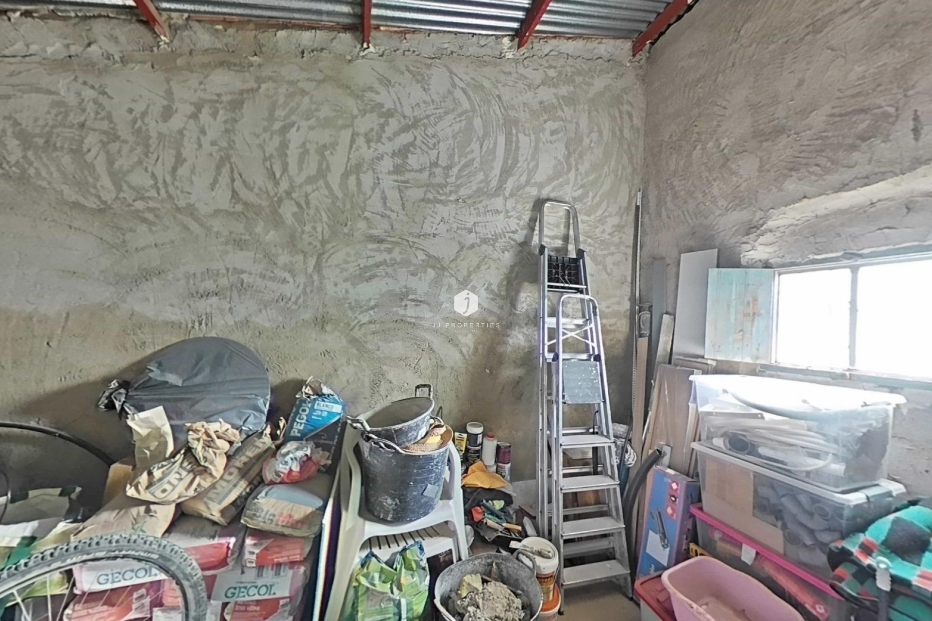 Aus zweiter Hand - Chalet -
Formentera del Segura - Centro