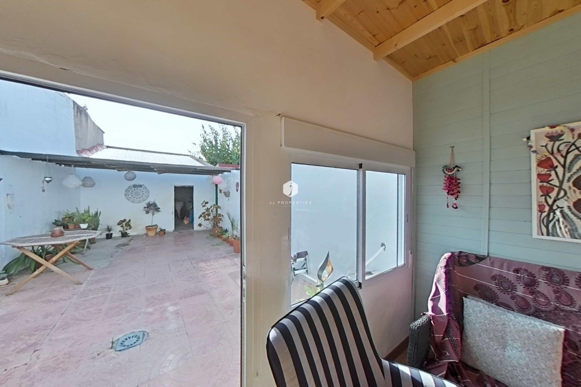 Aus zweiter Hand - Chalet -
Formentera del Segura - Centro