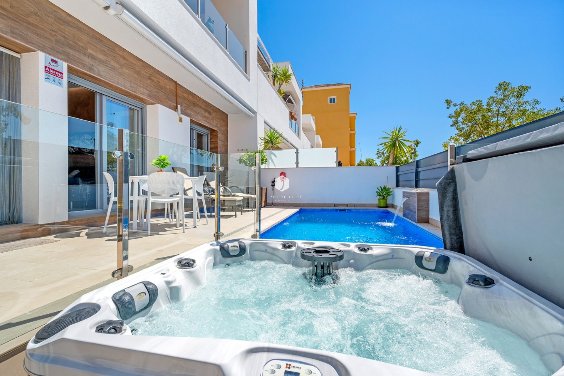 Aus zweiter Hand - Chalet -
Formentera del Segura - Costa Blanca
