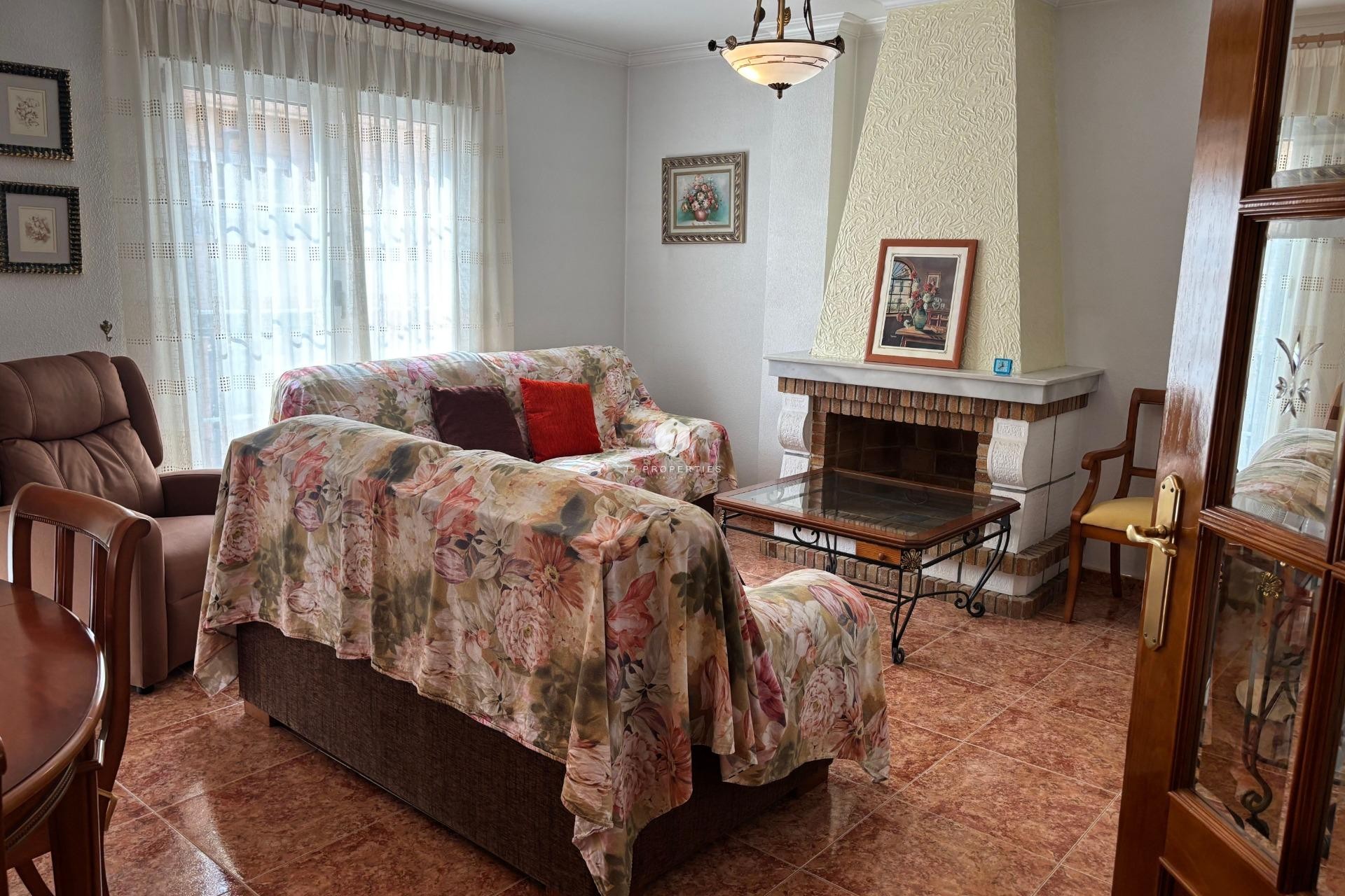 Aus zweiter Hand - Chalet -
Formentera del Segura - Pueblo 5