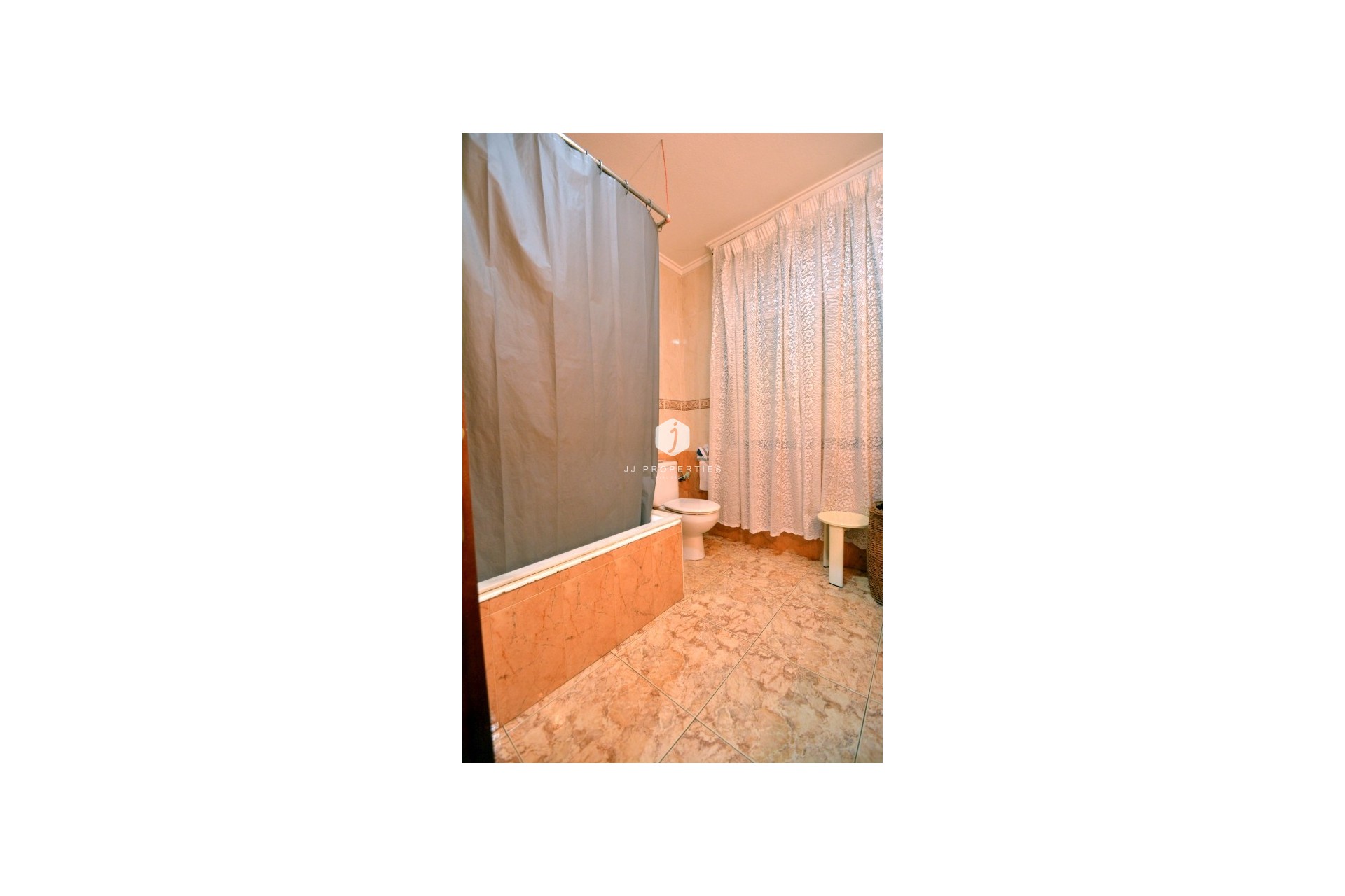 Aus zweiter Hand - Chalet -
Guardamar del Segura - Costa Blanca