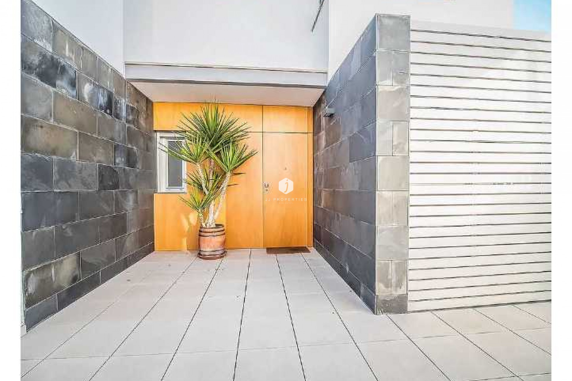 Aus zweiter Hand - Chalet -
Guardamar del Segura - Costa Blanca