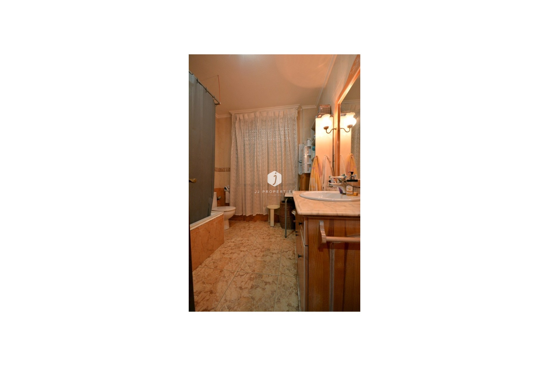 Aus zweiter Hand - Chalet -
Guardamar del Segura - Costa Blanca