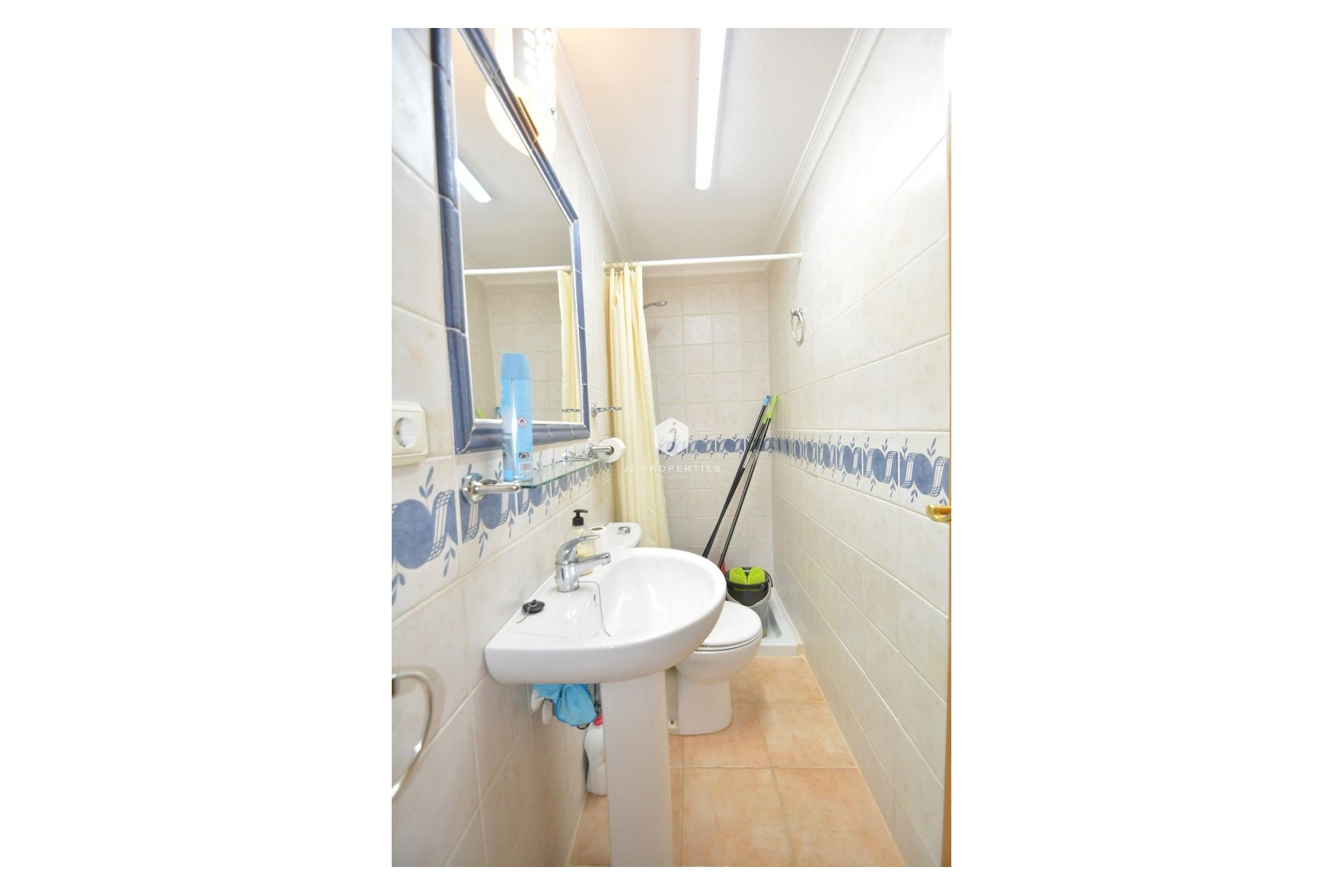 Aus zweiter Hand - Chalet -
Guardamar del Segura - Costa Blanca
