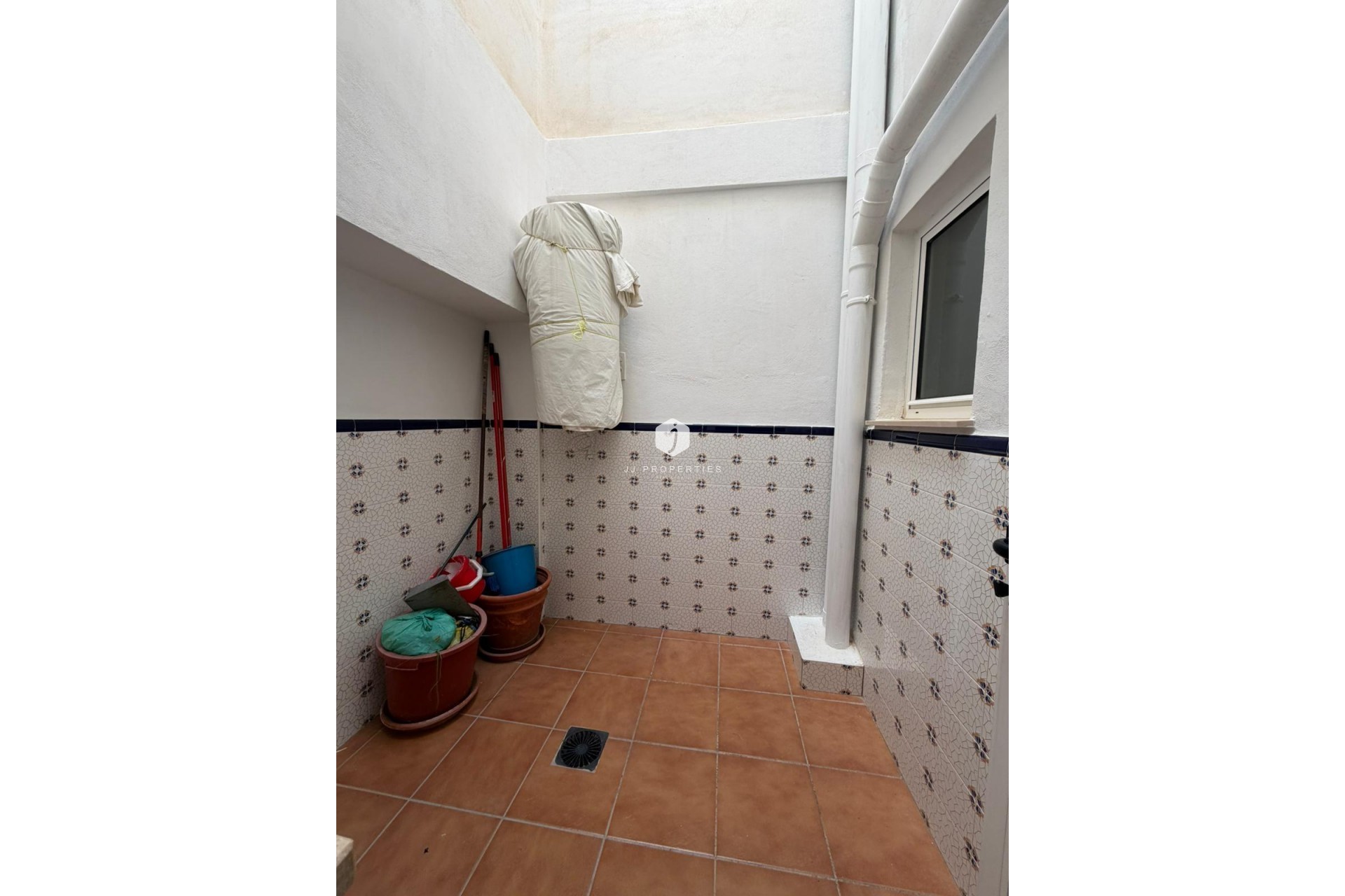 Aus zweiter Hand - Chalet -
Guardamar del Segura - Pueblo