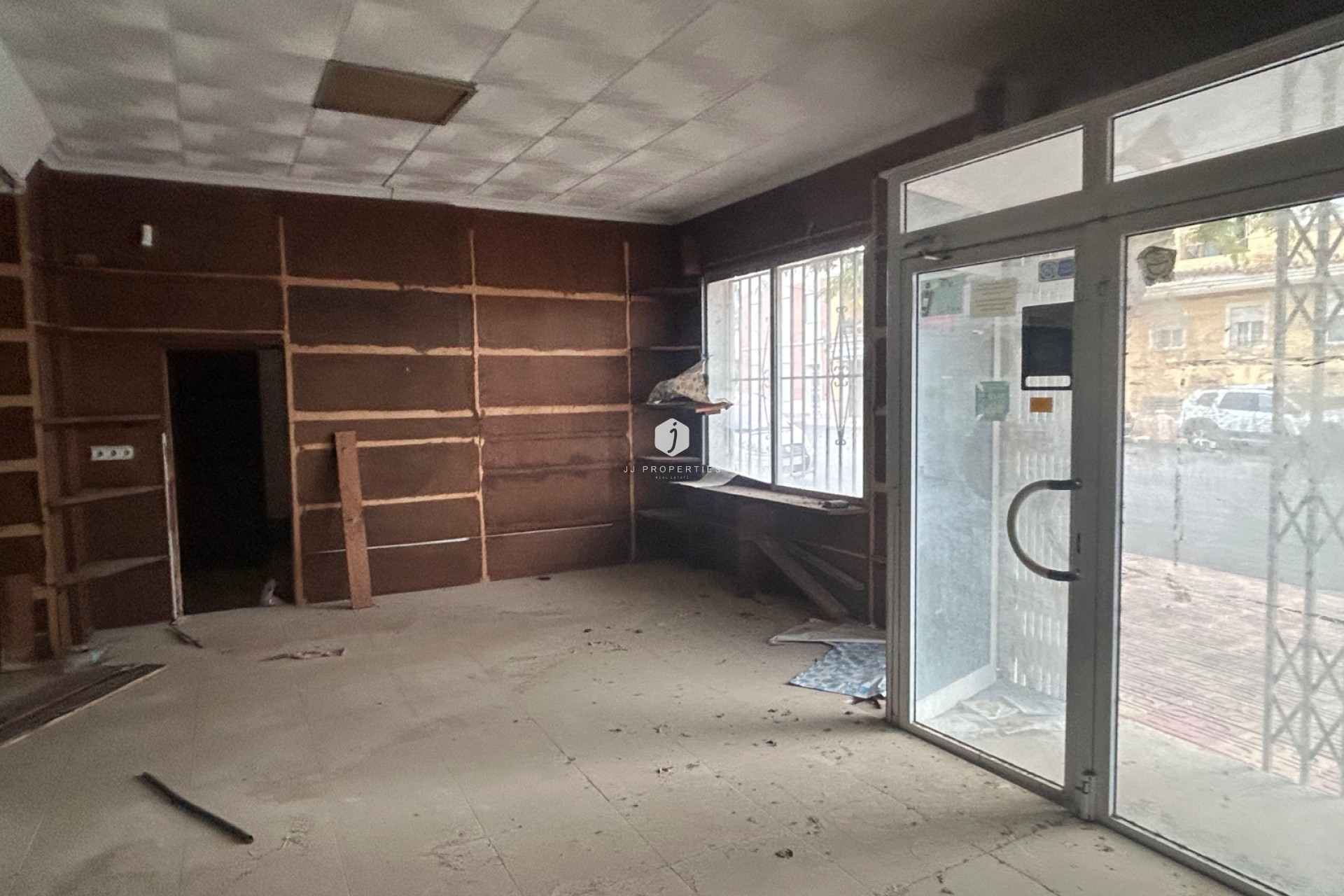 Aus zweiter Hand - Chalet -
Jacarilla - Inland