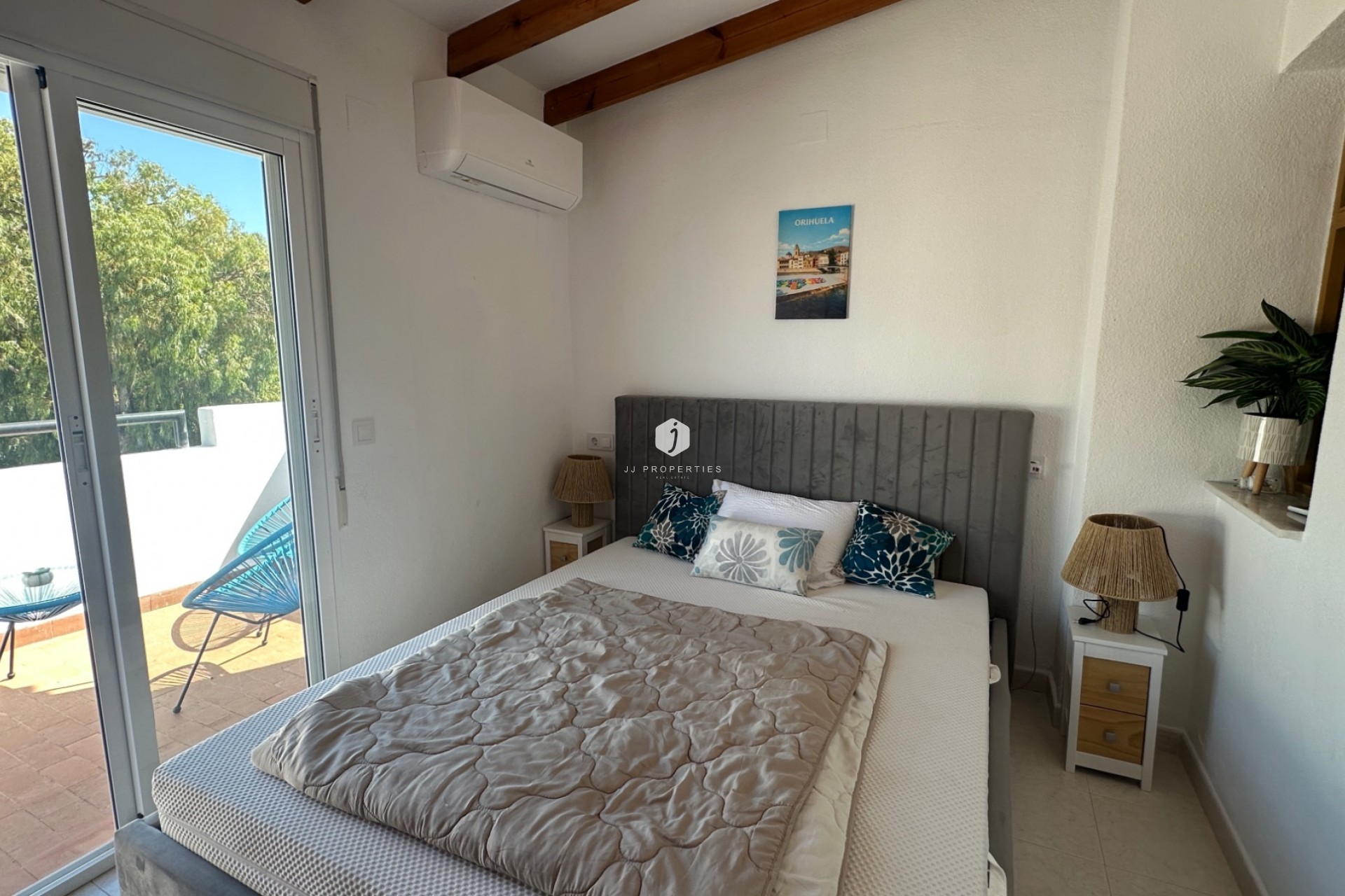 Aus zweiter Hand - Chalet -
La Mata - Costa Blanca