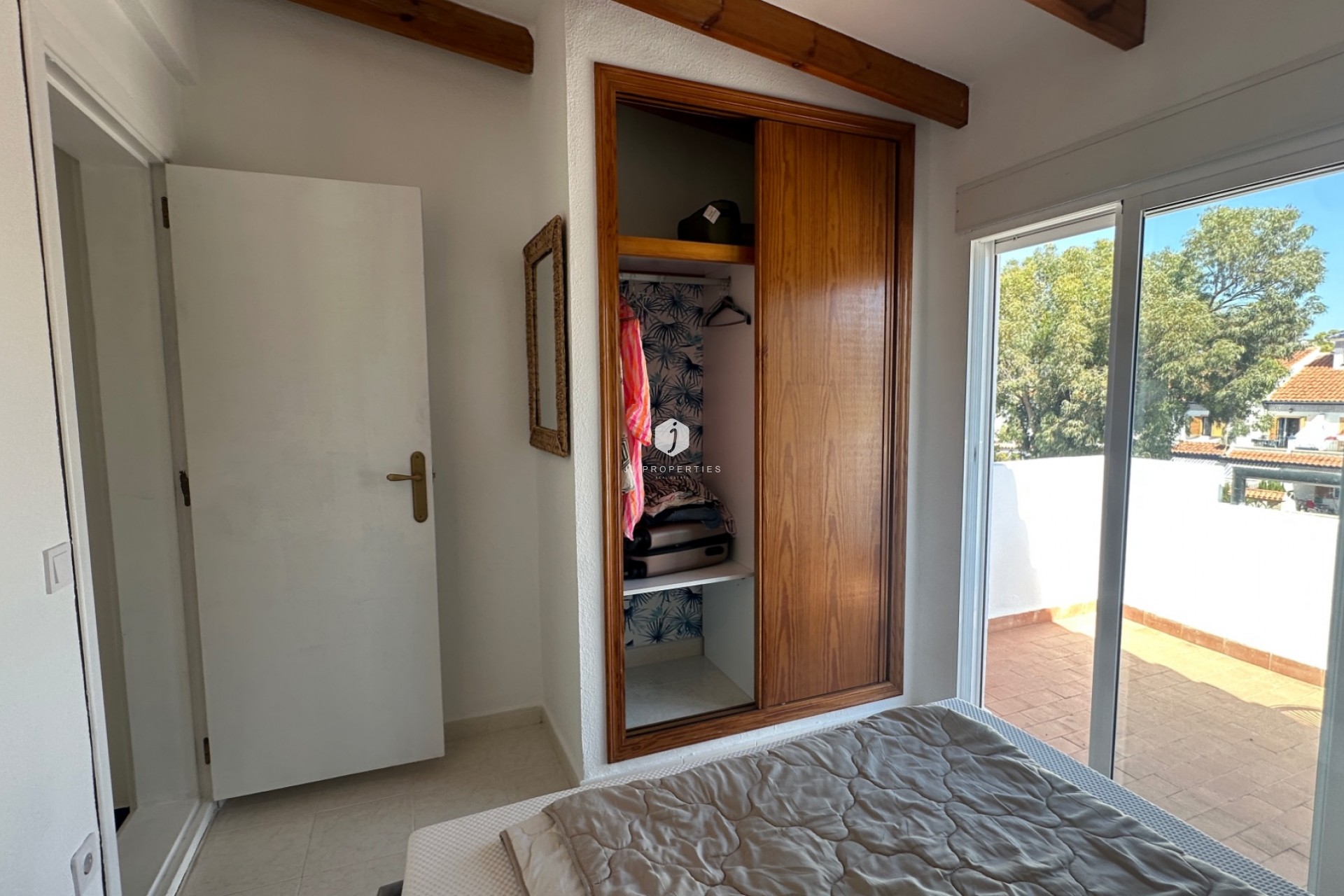 Aus zweiter Hand - Chalet -
La Mata - Costa Blanca