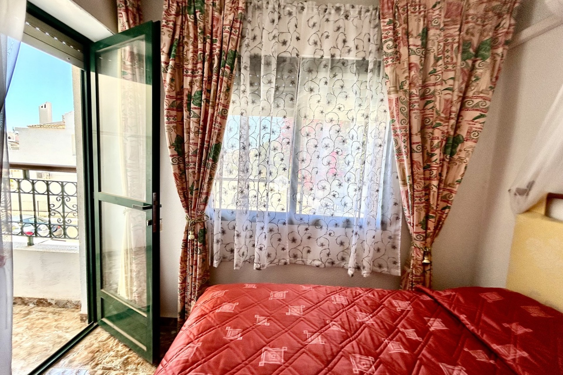 Aus zweiter Hand - Chalet -
La Zenia - Costa Blanca