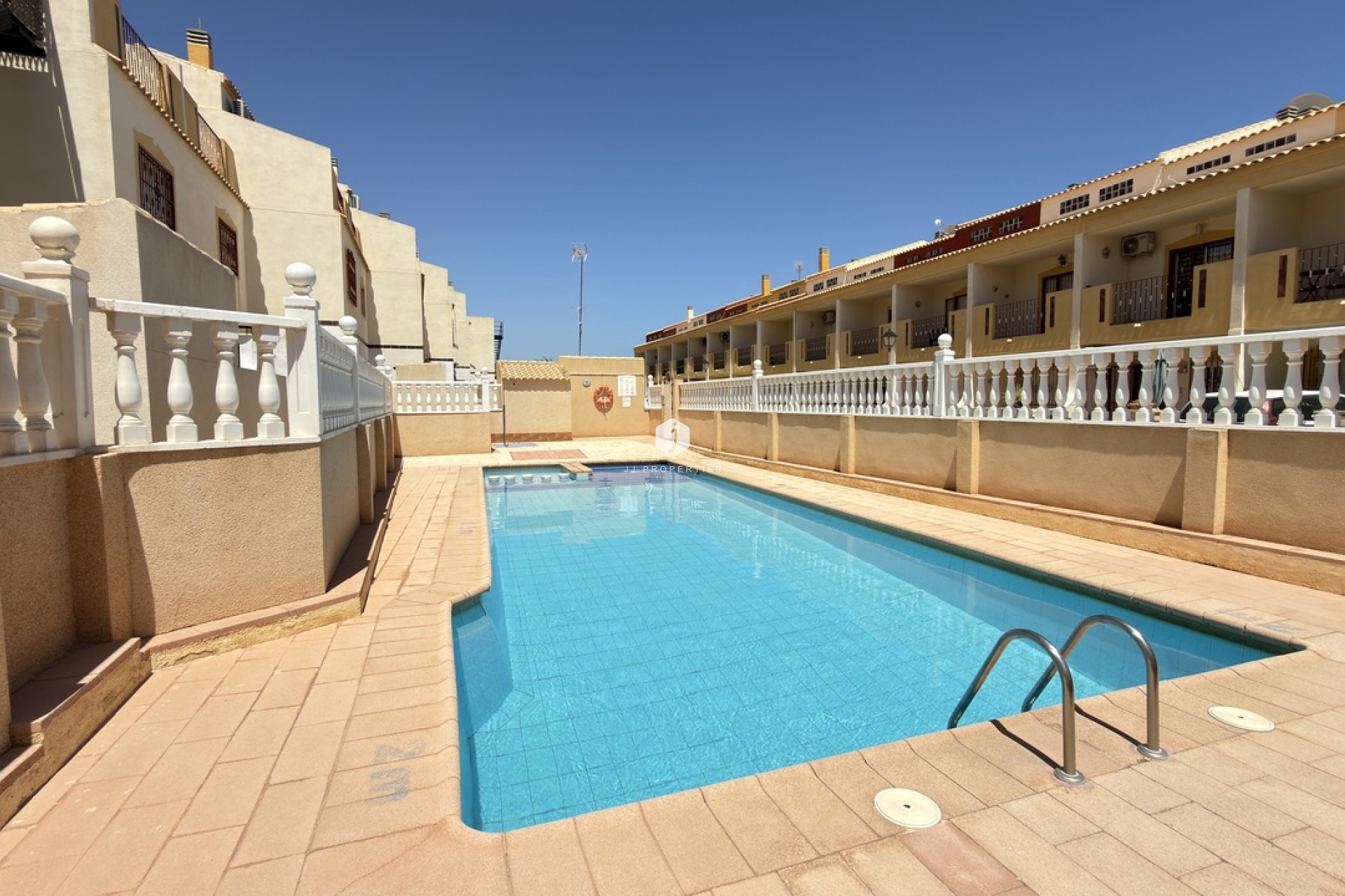 Aus zweiter Hand - Chalet -
La Zenia - Costa Blanca