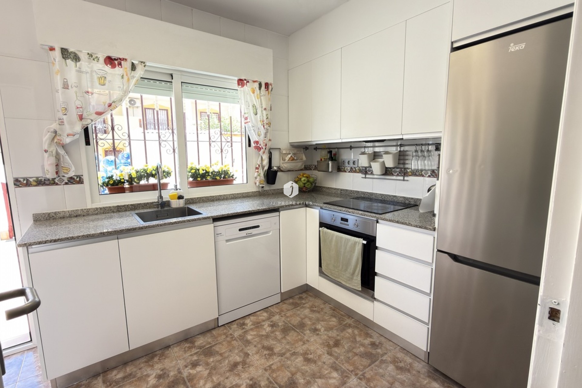 Aus zweiter Hand - Chalet -
La Zenia - Costa Blanca