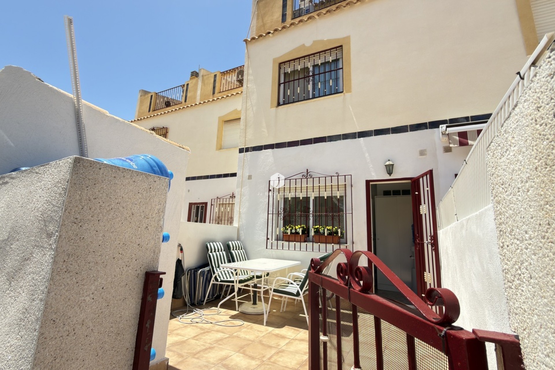 Aus zweiter Hand - Chalet -
La Zenia - Costa Blanca