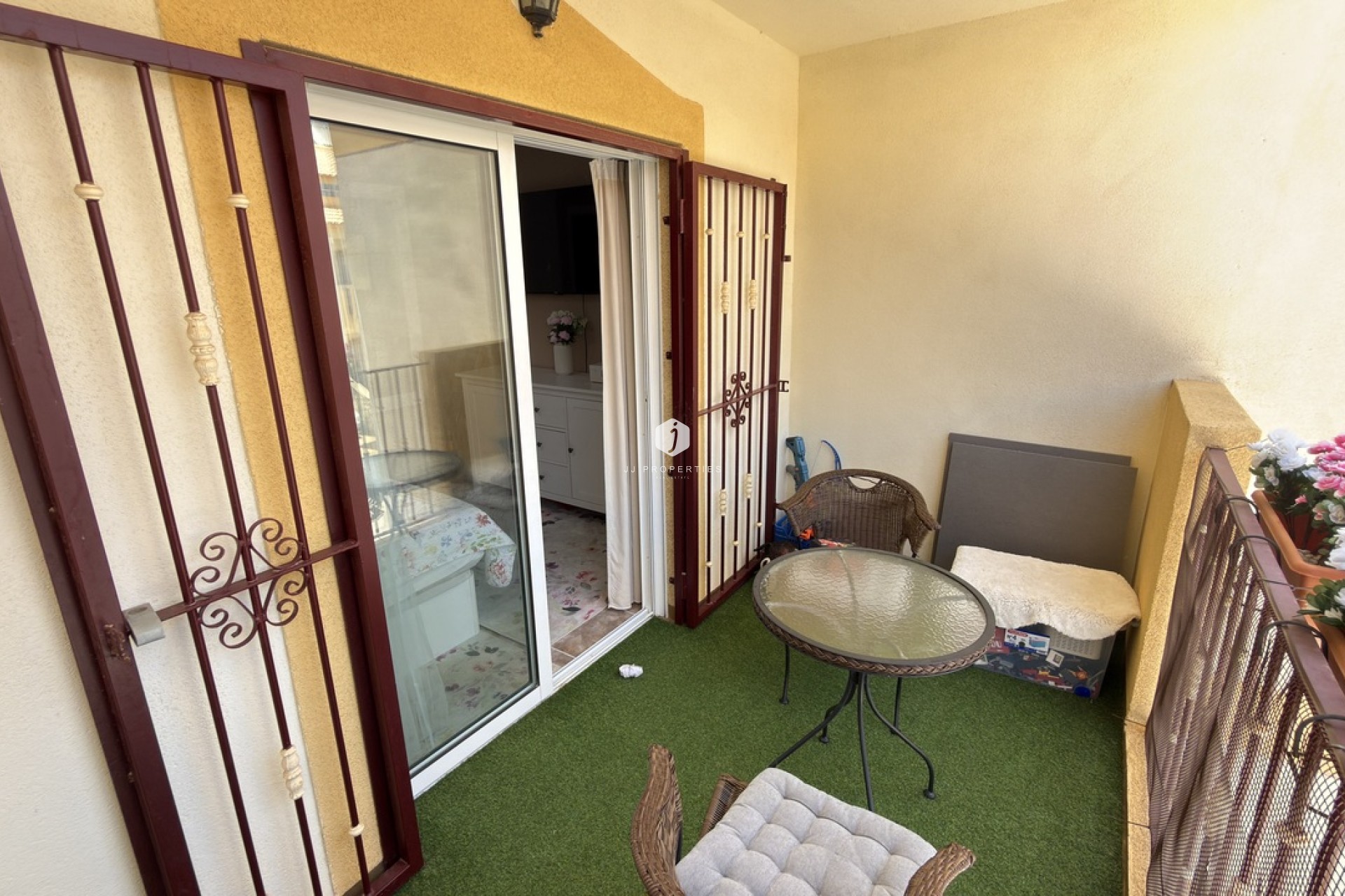 Aus zweiter Hand - Chalet -
La Zenia - Costa Blanca