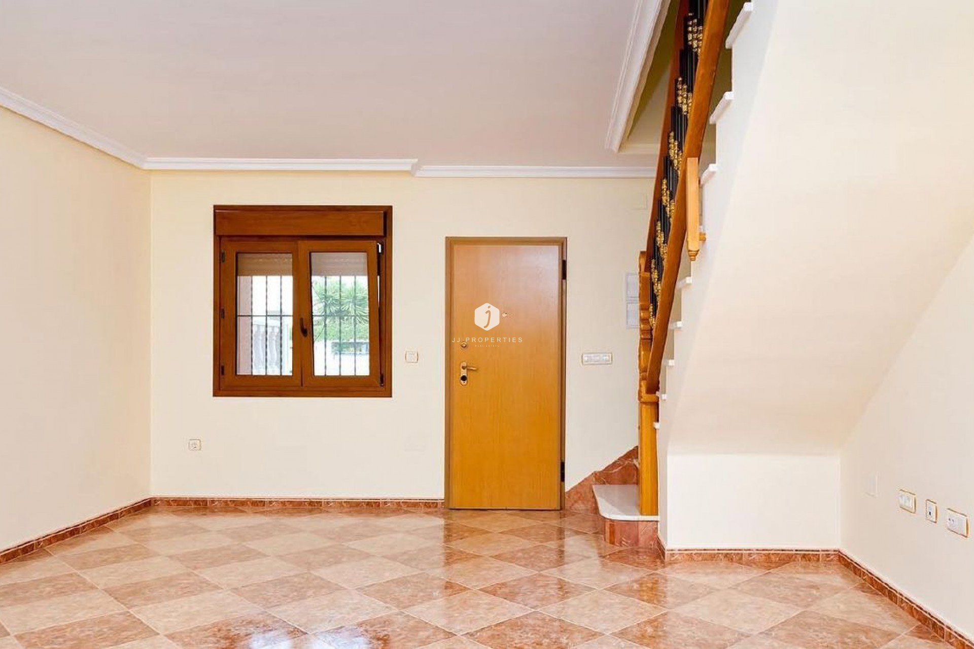 Aus zweiter Hand - Chalet -
Los Altos - Costa Blanca