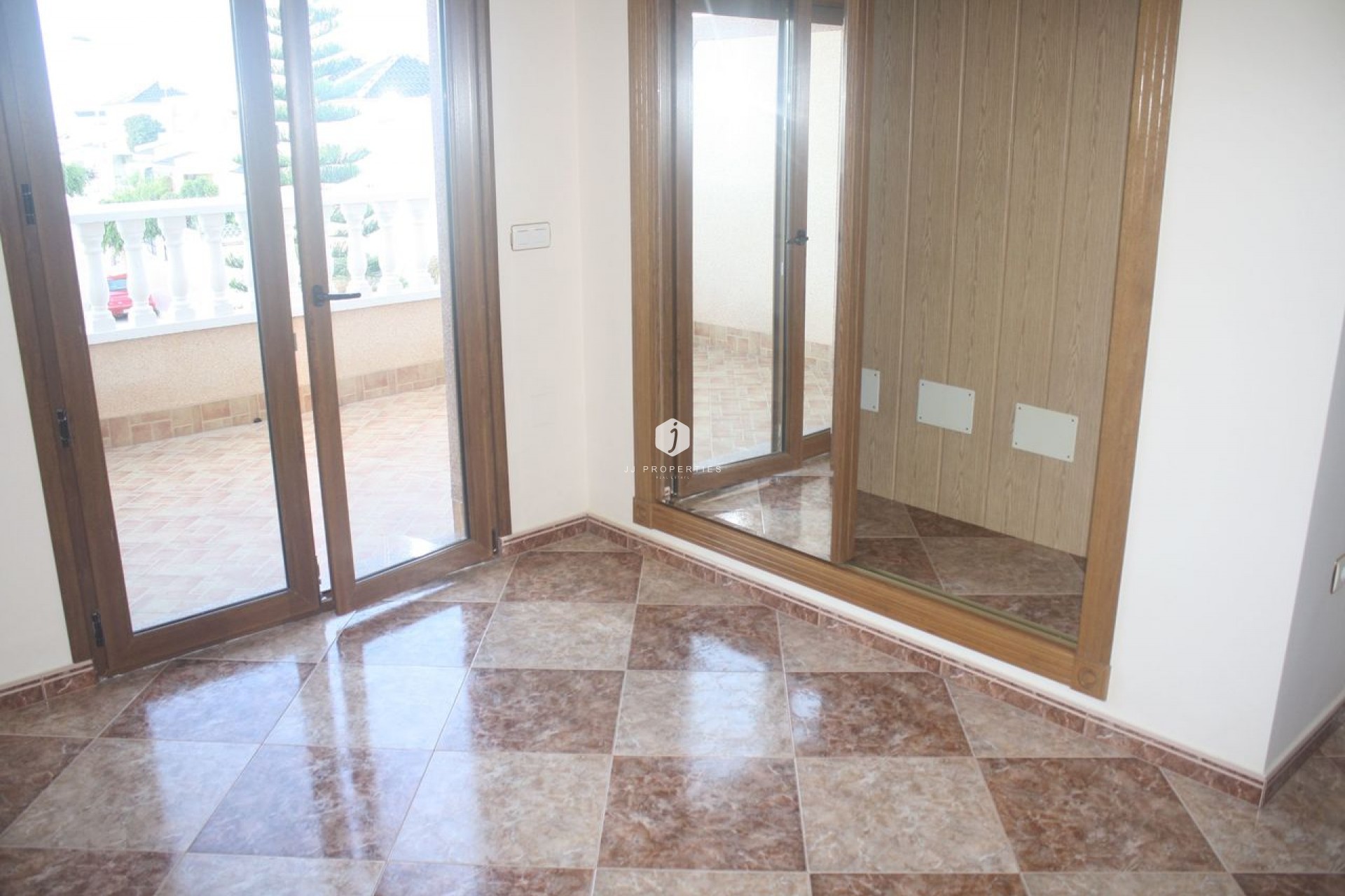 Aus zweiter Hand - Chalet -
Los Altos - Costa Blanca