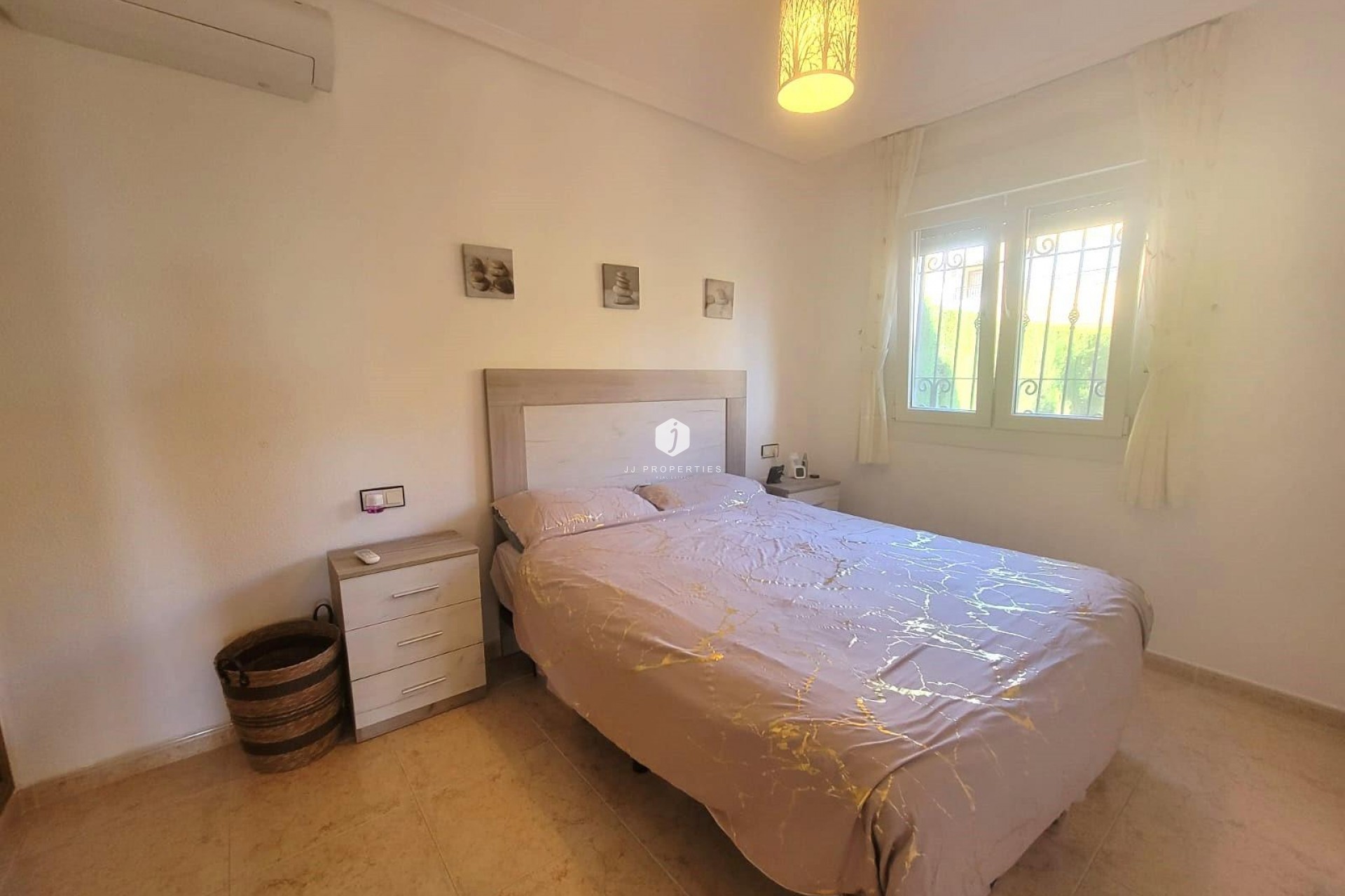 Aus zweiter Hand - Chalet -
Los Montesinos - Los Montesinos - Urb. La Herrada