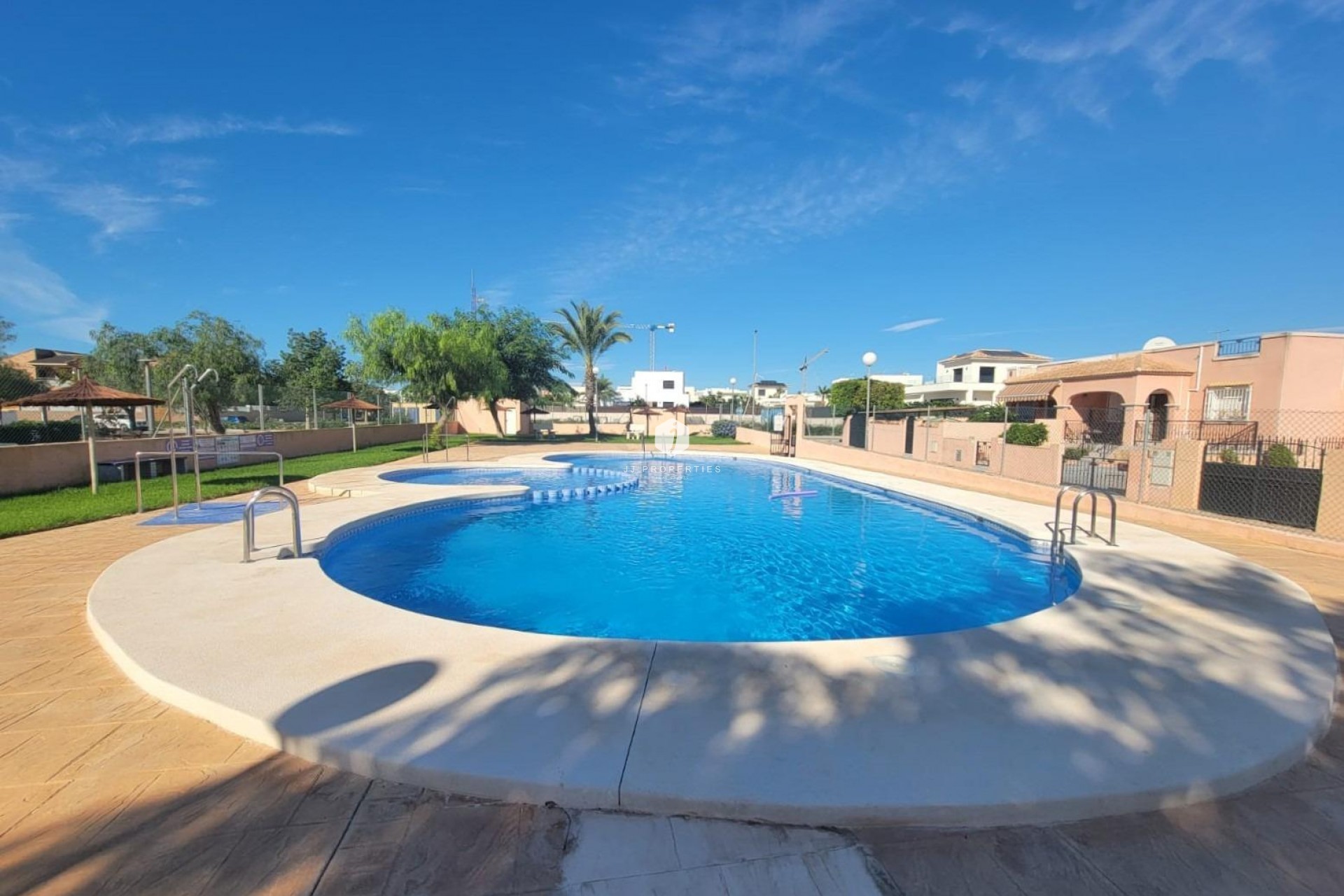 Aus zweiter Hand - Chalet -
Los Montesinos - Los Montesinos - Urb. La Herrada