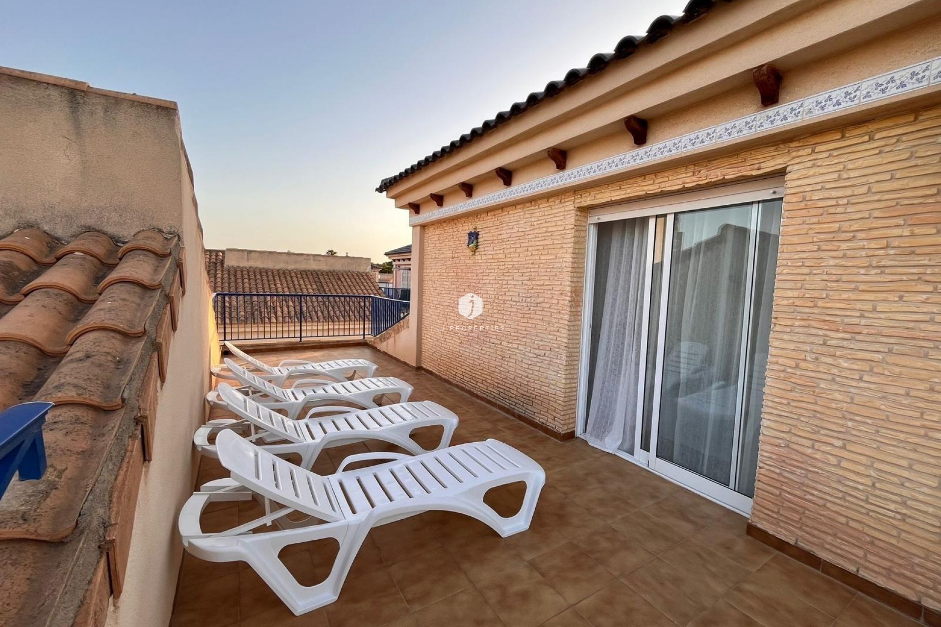 Aus zweiter Hand - Chalet -
Orihuela Costa - Campoamor