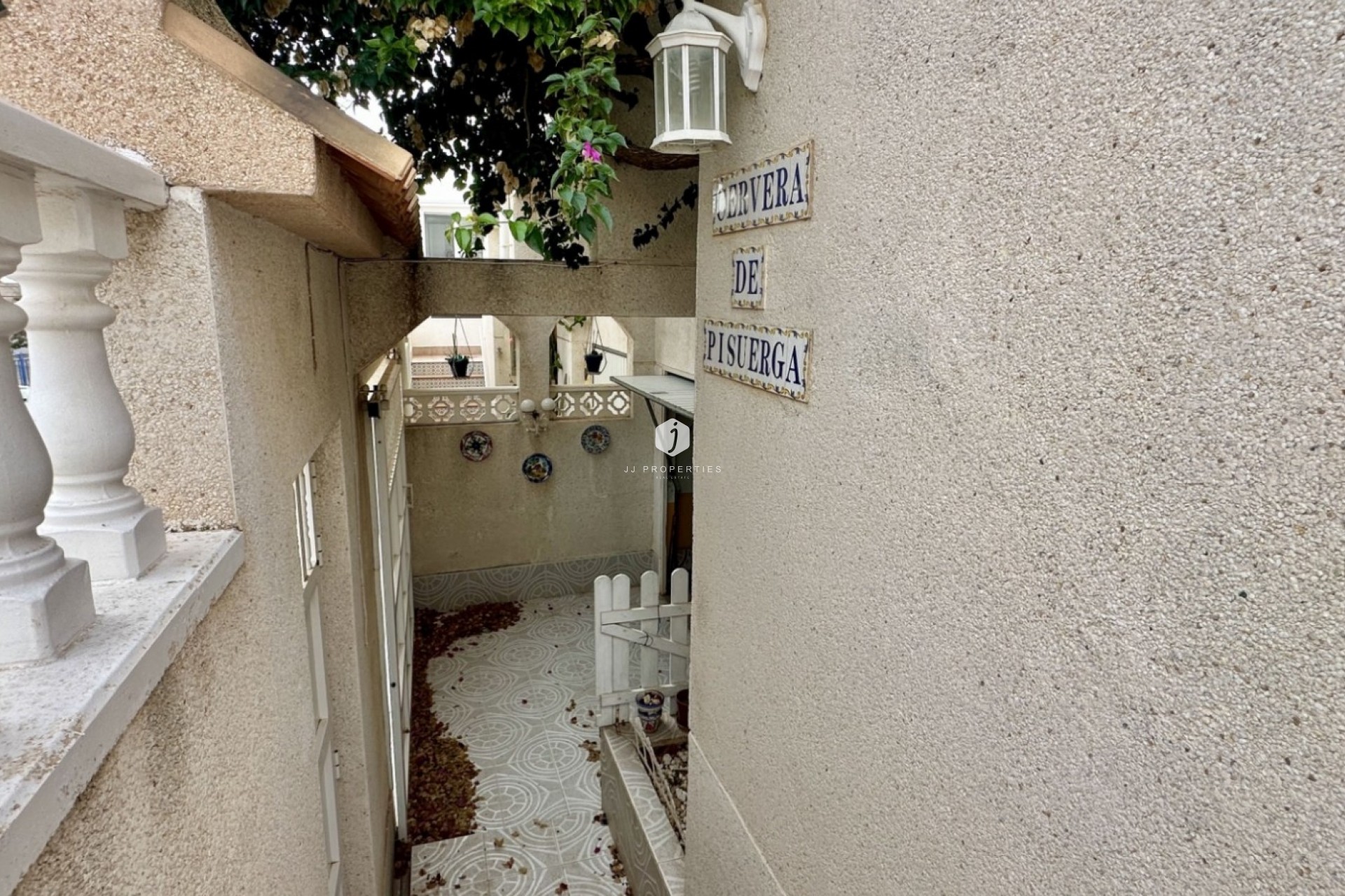 Aus zweiter Hand - Chalet -
Orihuela Costa - Costa Blanca