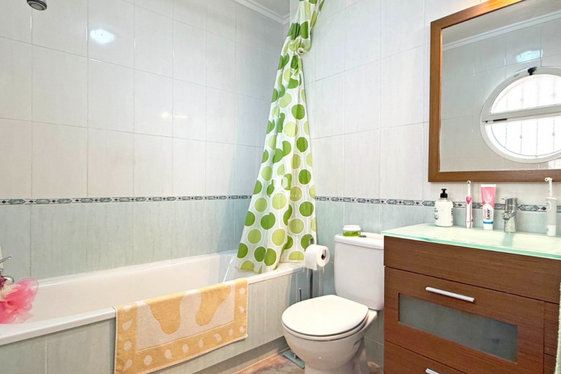 Aus zweiter Hand - Chalet -
Orihuela Costa - Costa Blanca