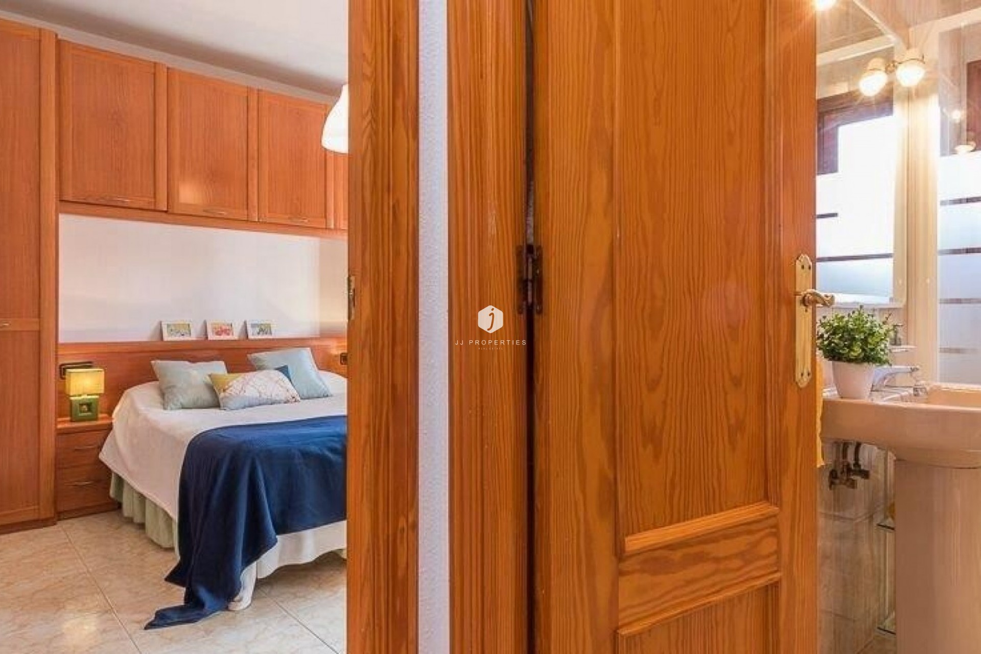 Aus zweiter Hand - Chalet -
Orihuela Costa - Costa Blanca