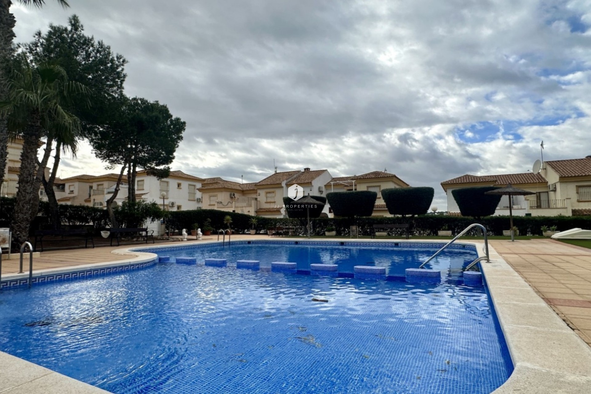 Aus zweiter Hand - Chalet -
Orihuela Costa - Costa Blanca