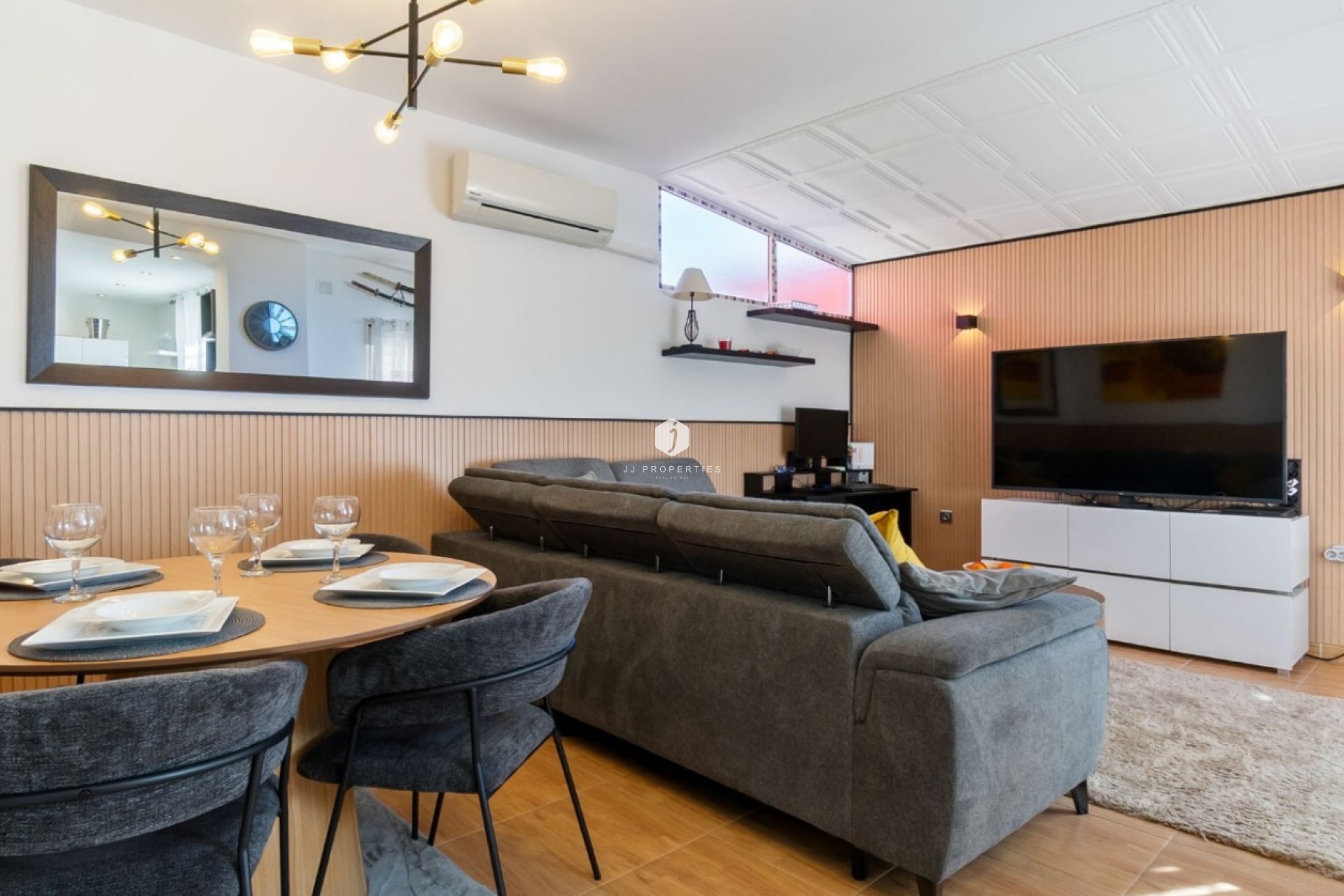 Aus zweiter Hand - Chalet -
Orihuela Costa - Costa Blanca