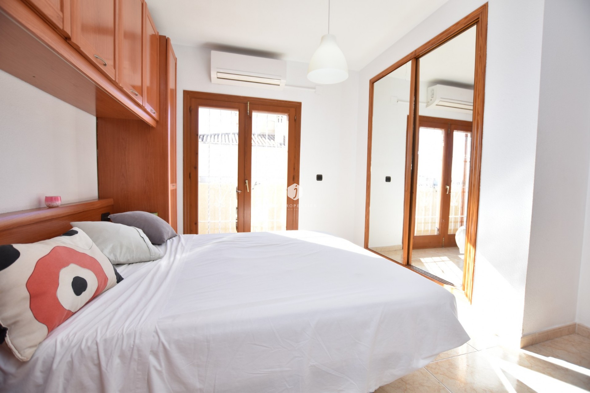 Aus zweiter Hand - Chalet -
Orihuela Costa - Costa Blanca