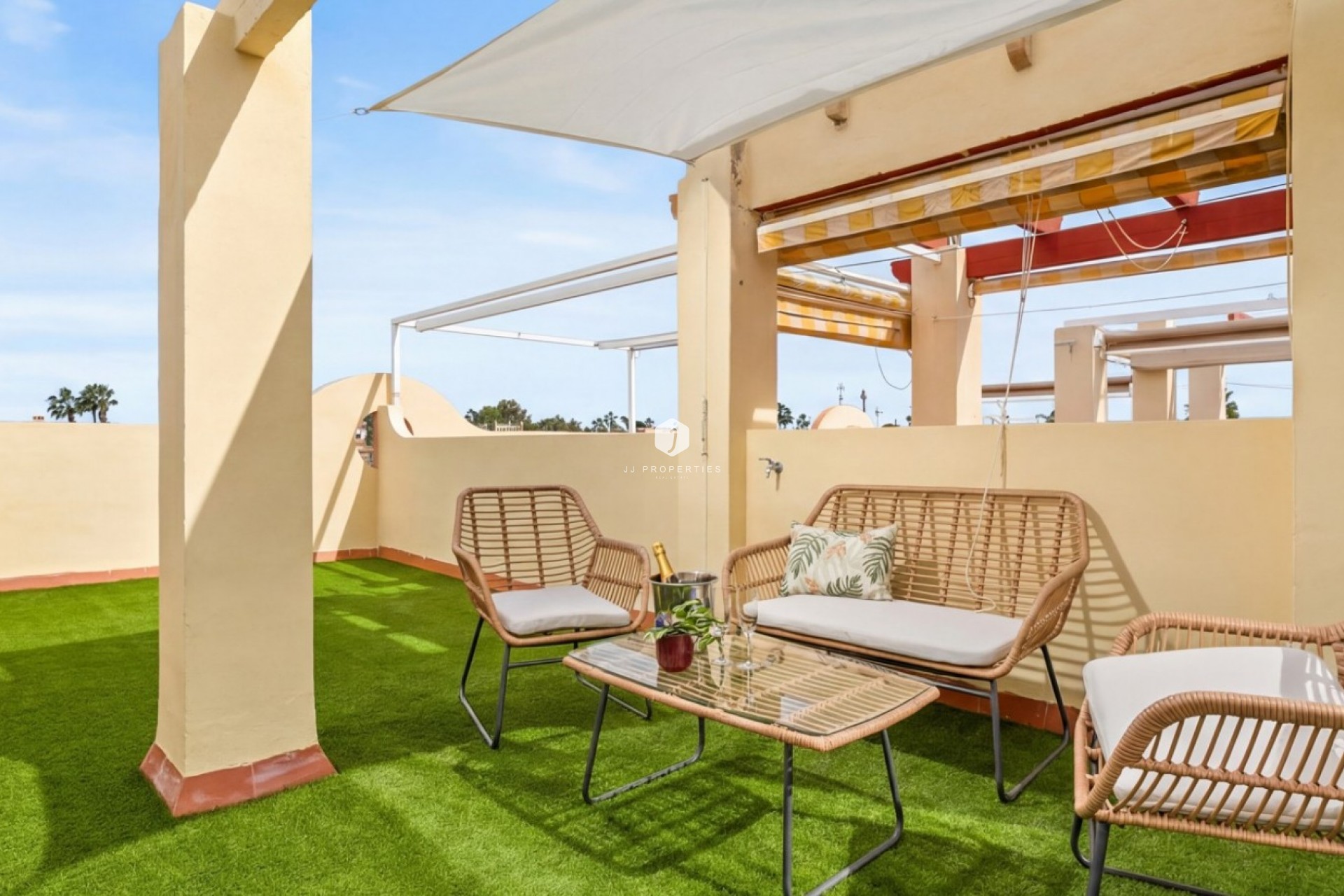 Aus zweiter Hand - Chalet -
Orihuela Costa - Costa Blanca