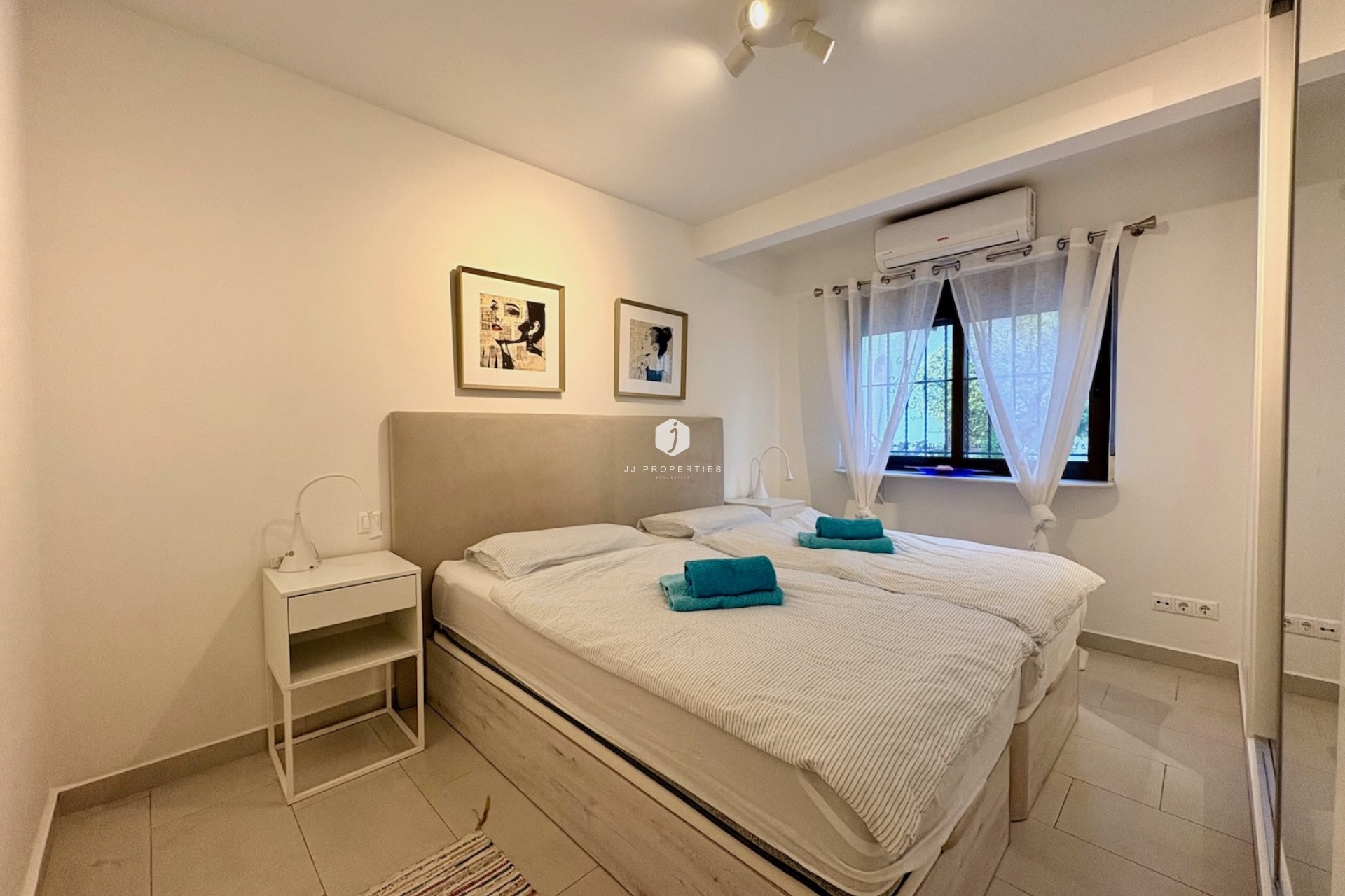 Aus zweiter Hand - Chalet -
Orihuela Costa - Costa Blanca