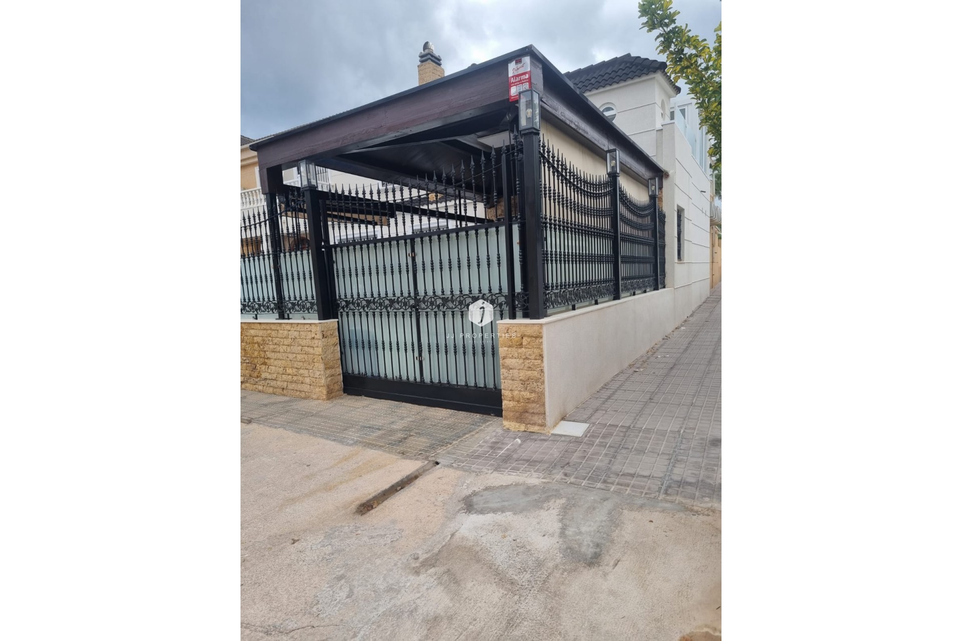 Aus zweiter Hand - Chalet -
Orihuela Costa - Costa Blanca