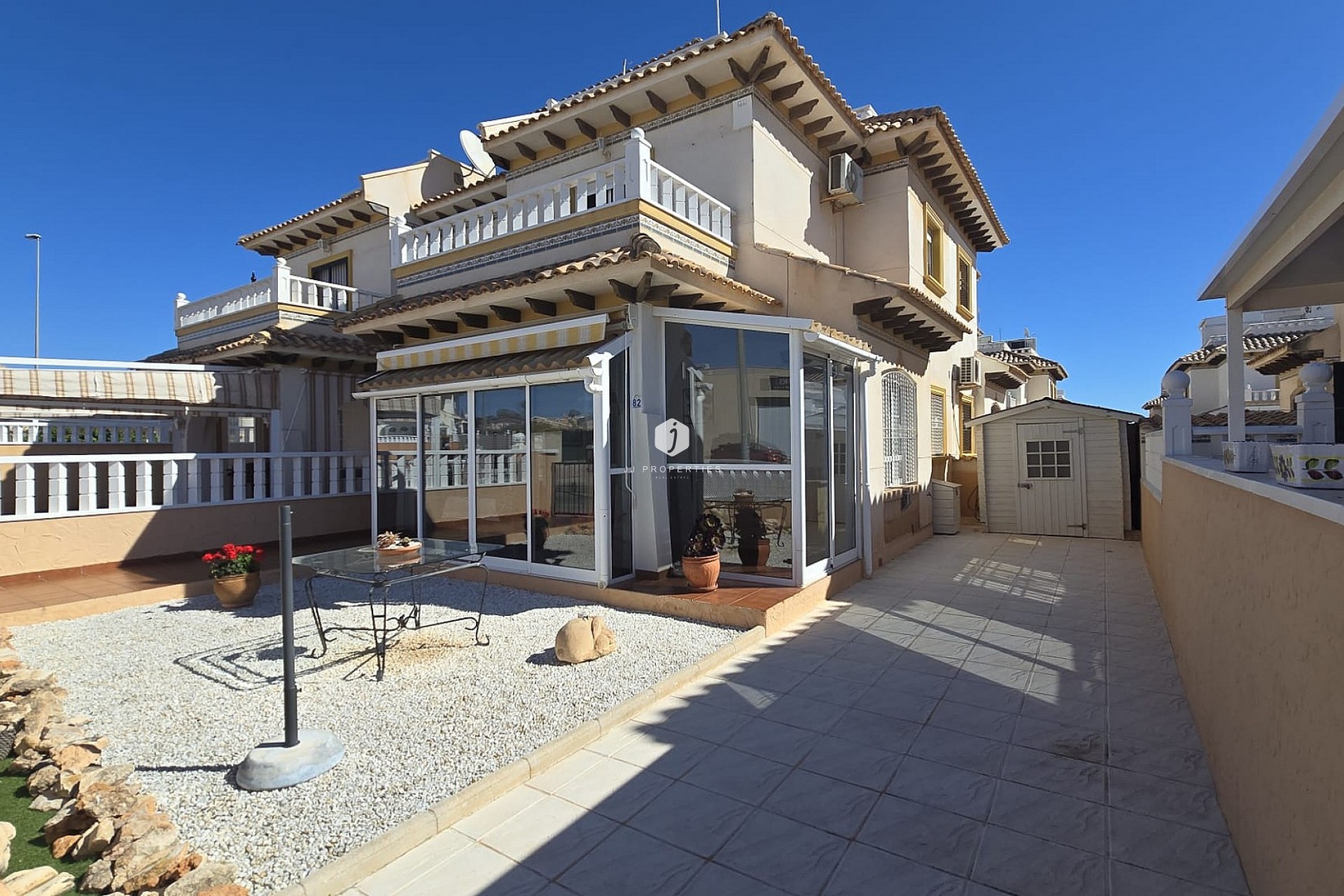 Aus zweiter Hand - Chalet -
Orihuela Costa - Costa Blanca