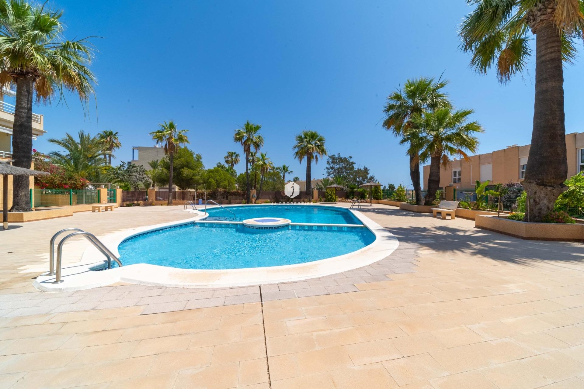 Aus zweiter Hand - Chalet -
Orihuela Costa - Costa Blanca