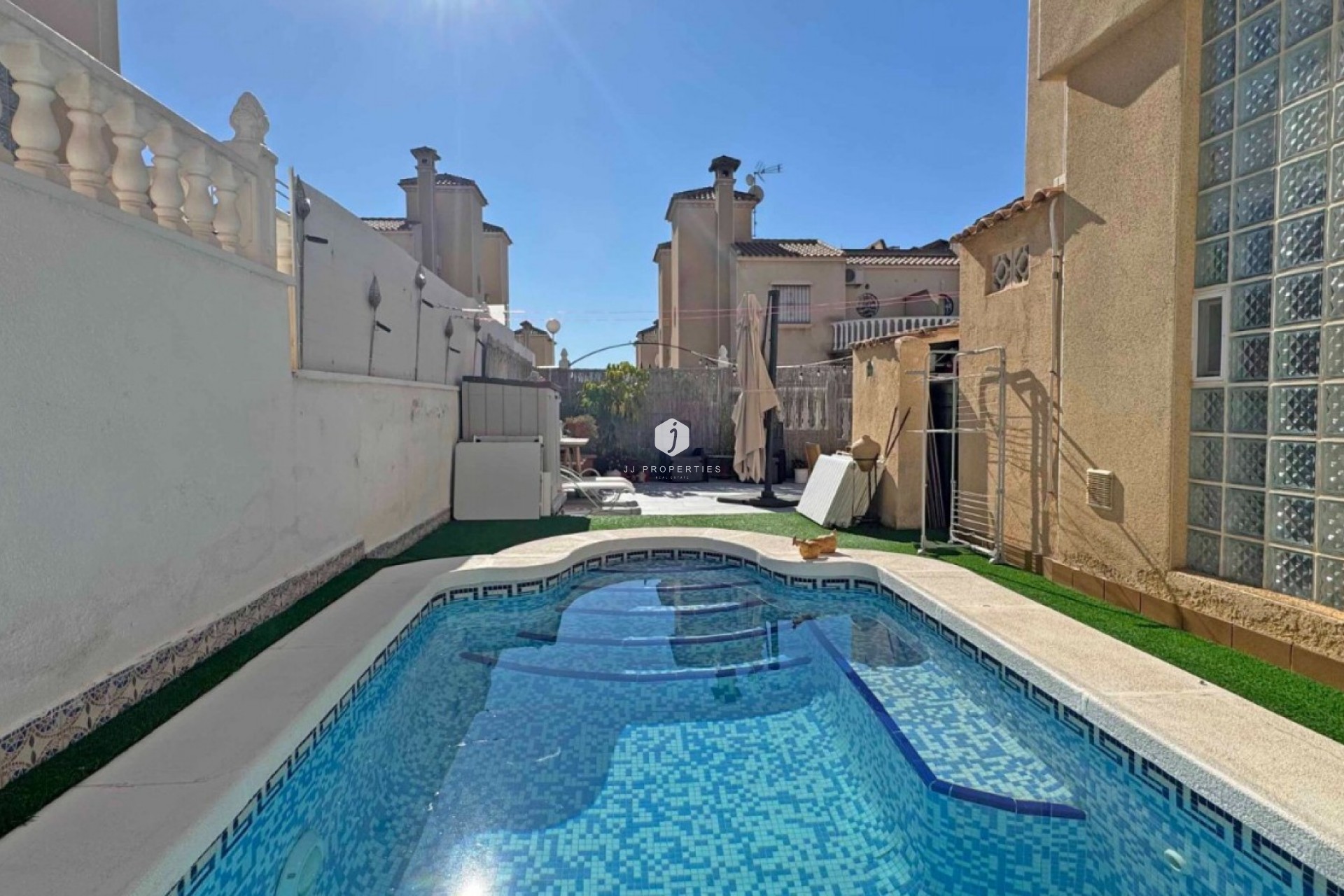 Aus zweiter Hand - Chalet -
Orihuela Costa - Costa Blanca