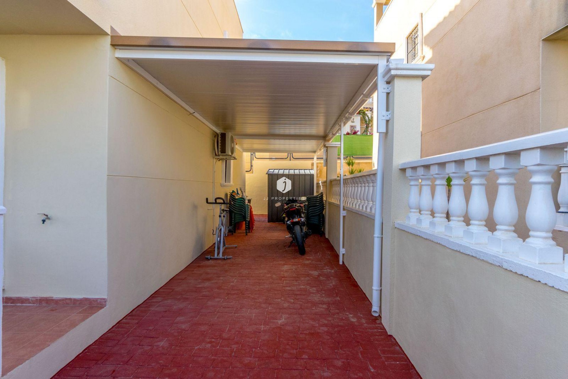 Aus zweiter Hand - Chalet -
Orihuela Costa - Costa Blanca