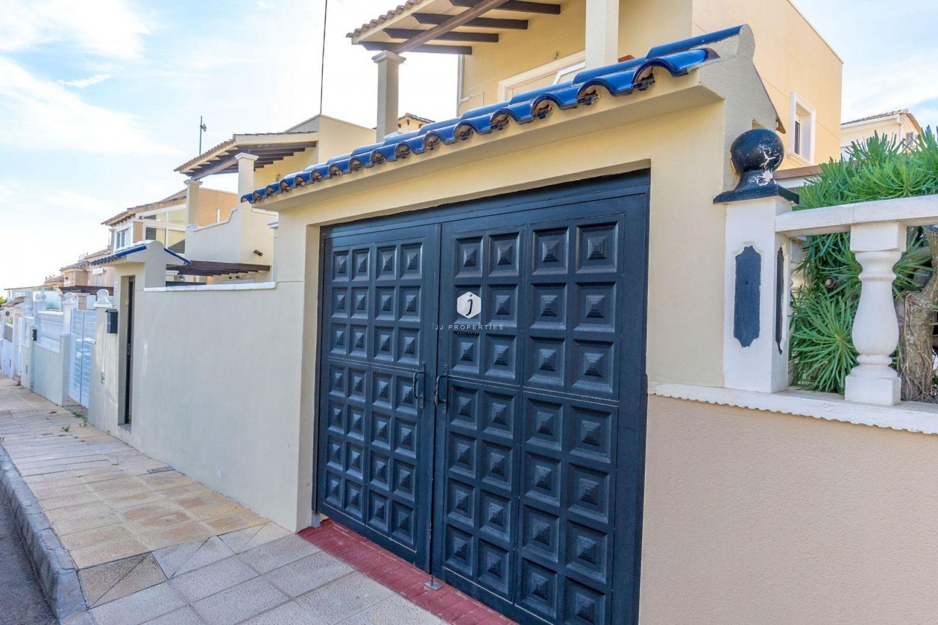 Aus zweiter Hand - Chalet -
Orihuela Costa - Costa Blanca