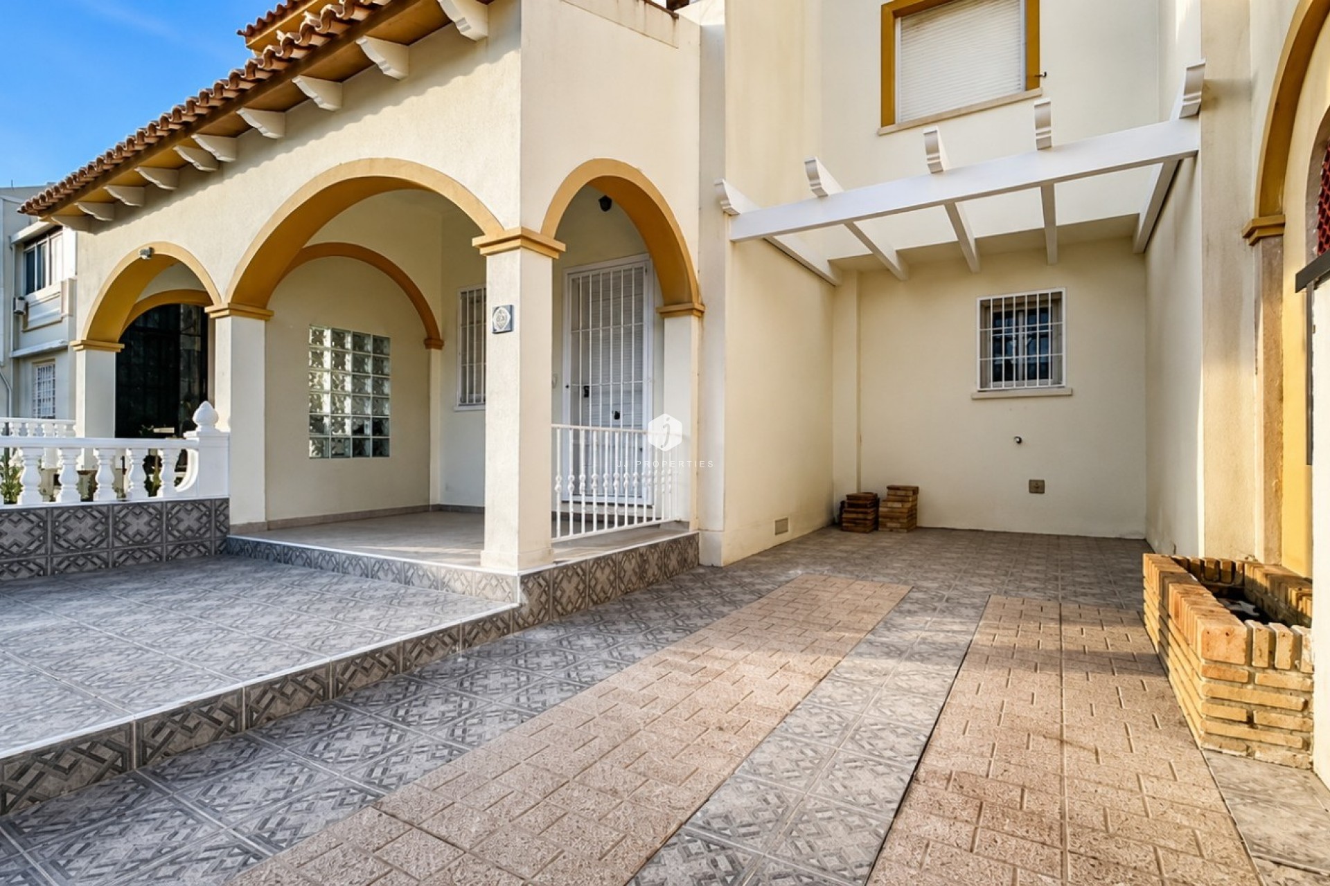 Aus zweiter Hand - Chalet -
Orihuela Costa - Costa Blanca
