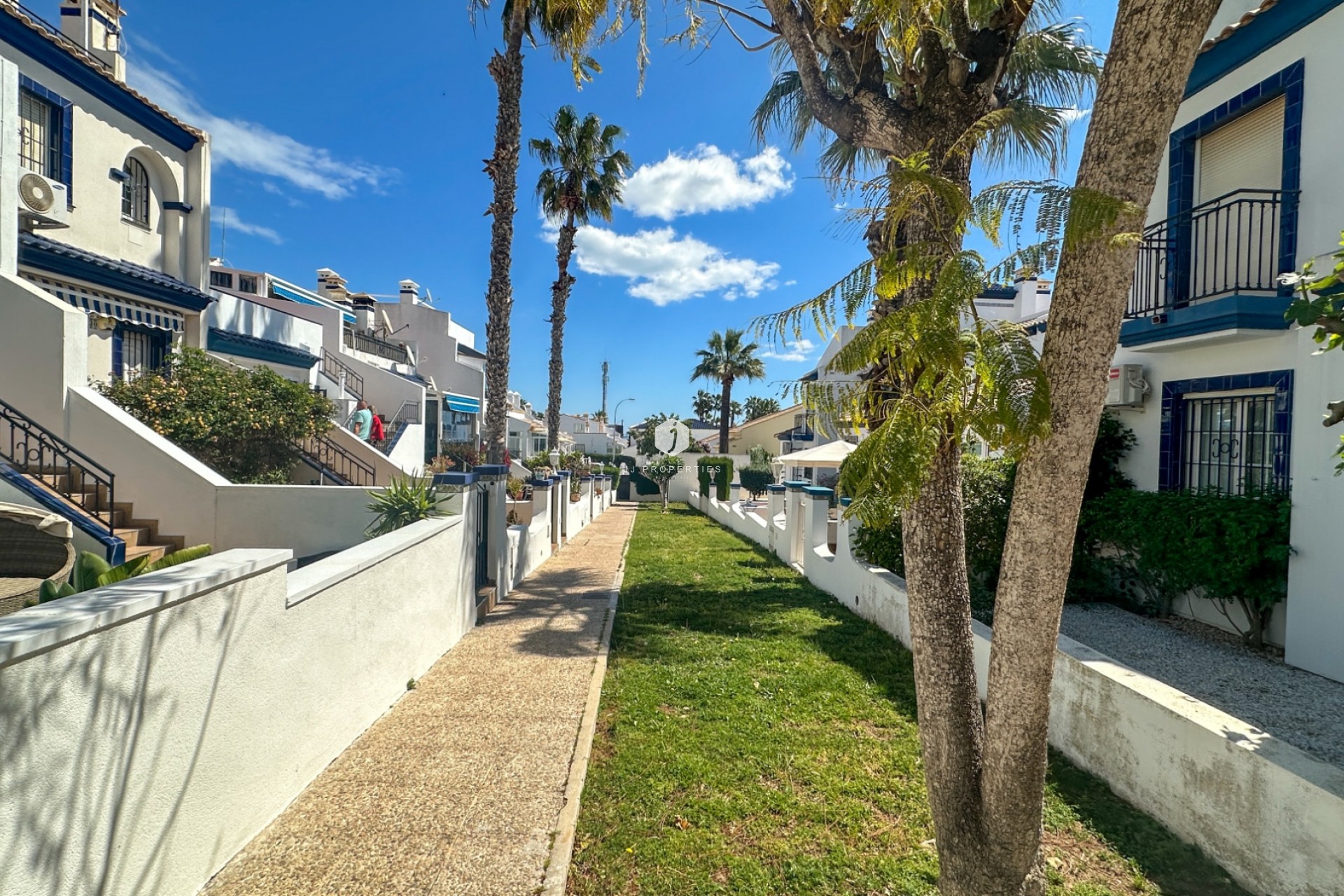 Aus zweiter Hand - Chalet -
Orihuela Costa - Costa Blanca