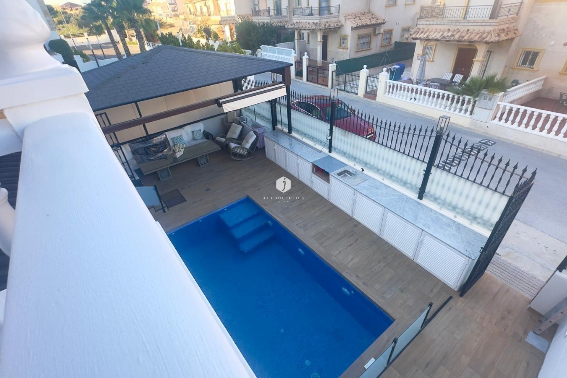 Aus zweiter Hand - Chalet -
Orihuela Costa - La Zenia