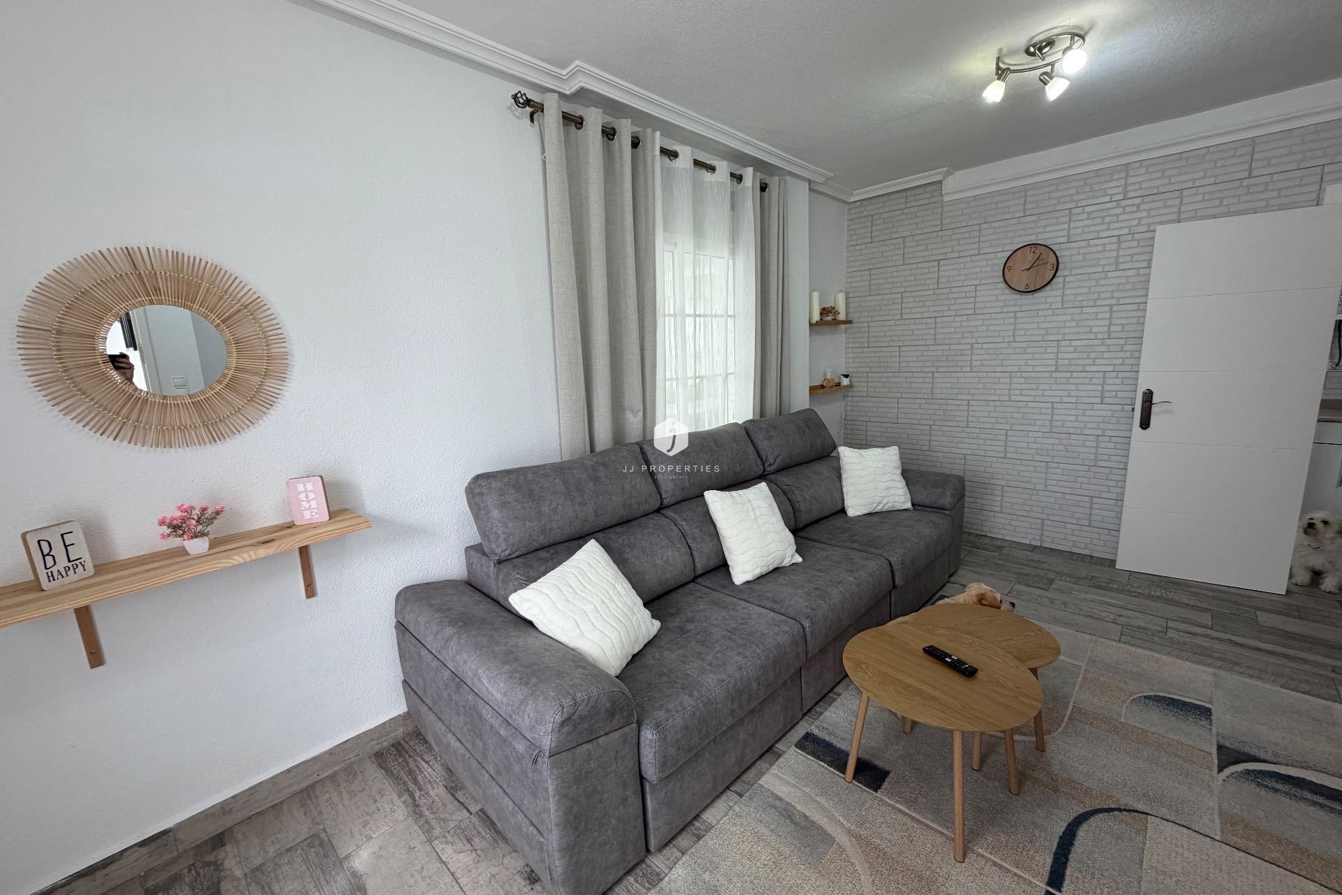 Aus zweiter Hand - Chalet -
Orihuela Costa - La Zenia