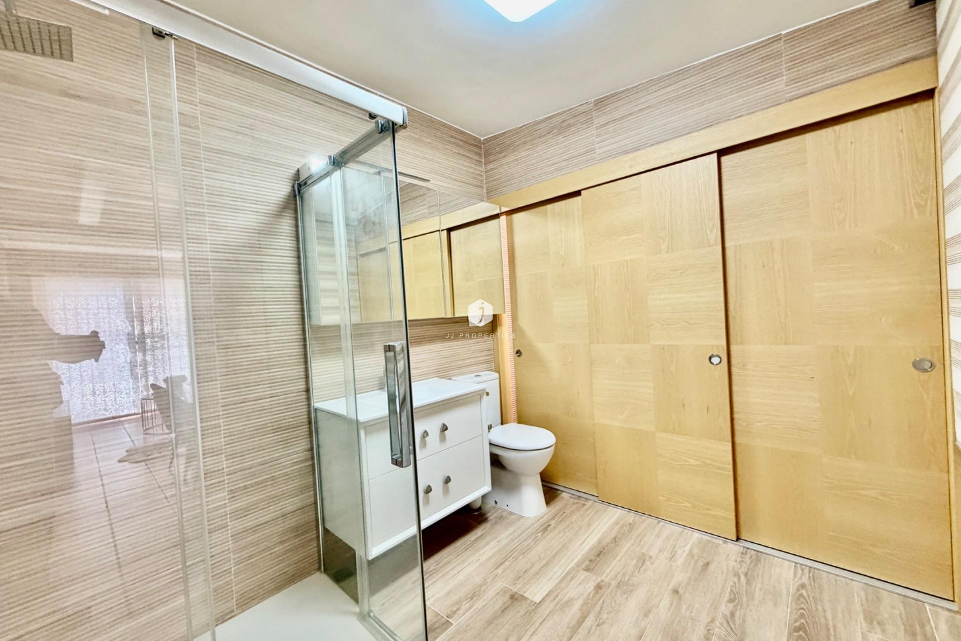 Aus zweiter Hand - Chalet -
Orihuela Costa - La Zenia