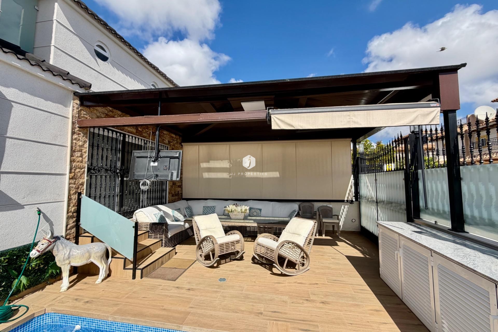 Aus zweiter Hand - Chalet -
Orihuela Costa - La Zenia
