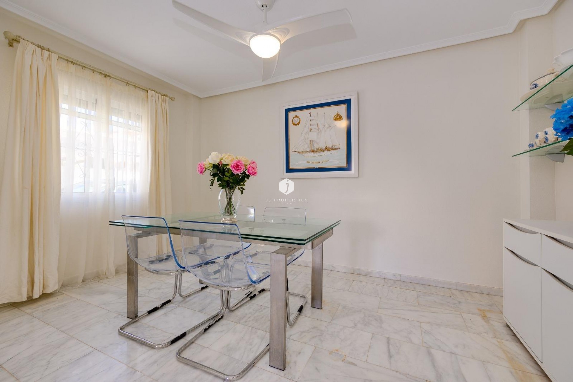 Aus zweiter Hand - Chalet -
Orihuela Costa - Las Filipinas