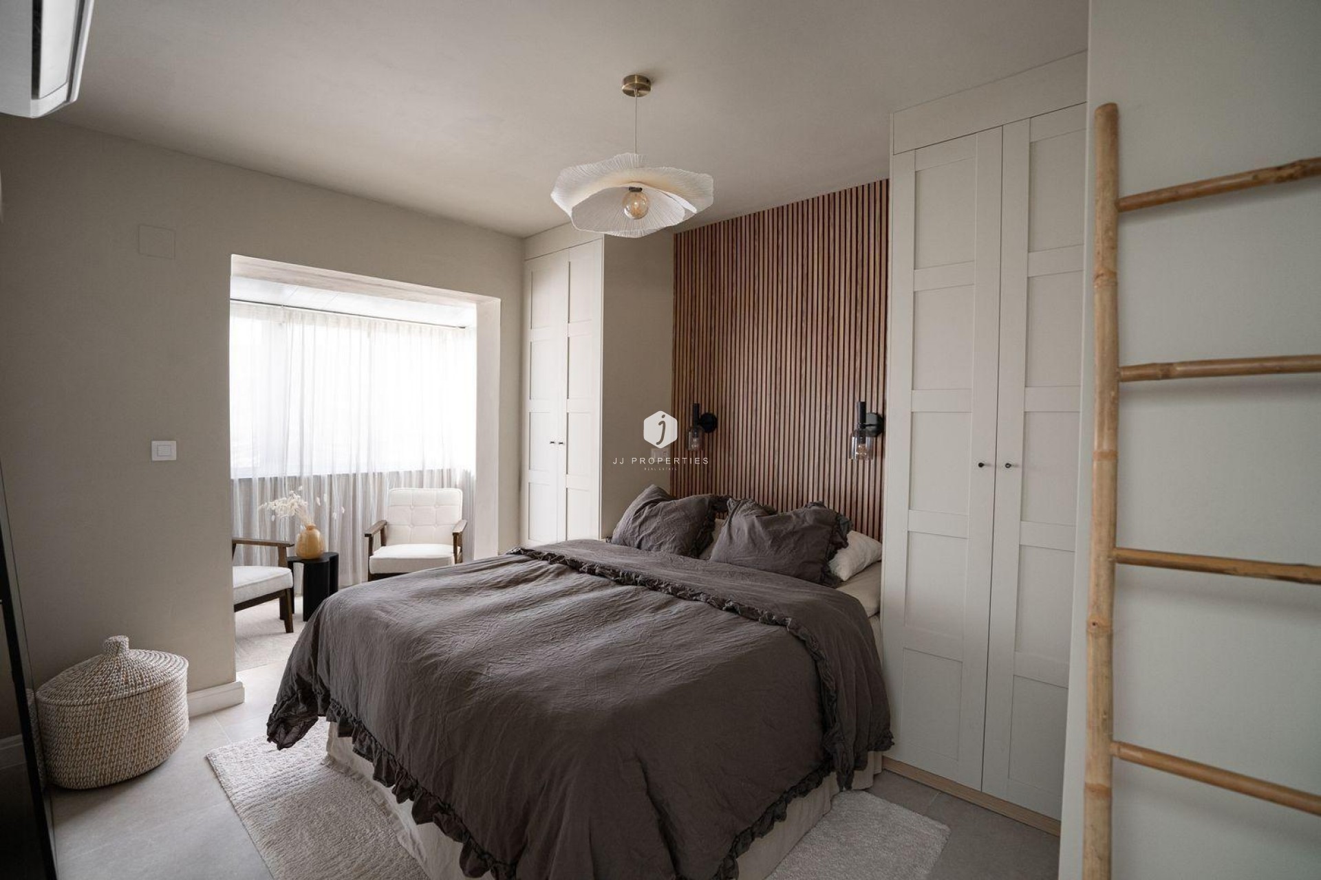 Aus zweiter Hand - Chalet -
Orihuela Costa - Los Almendros-la Florida