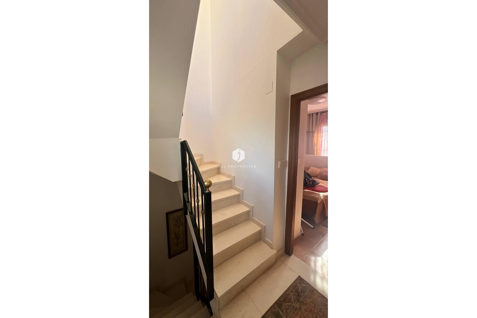 Aus zweiter Hand - Chalet -
Orihuela Costa - Los Almendros-la Florida