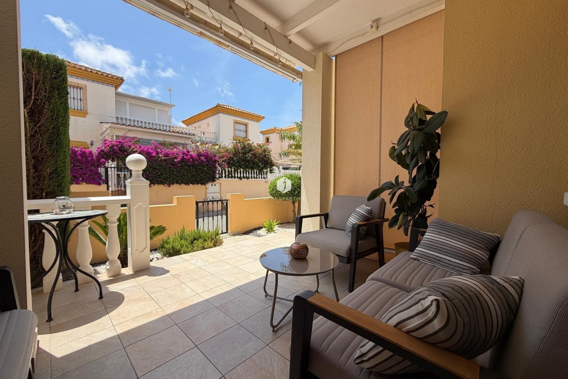 Aus zweiter Hand - Chalet -
Orihuela Costa - Los Dolses