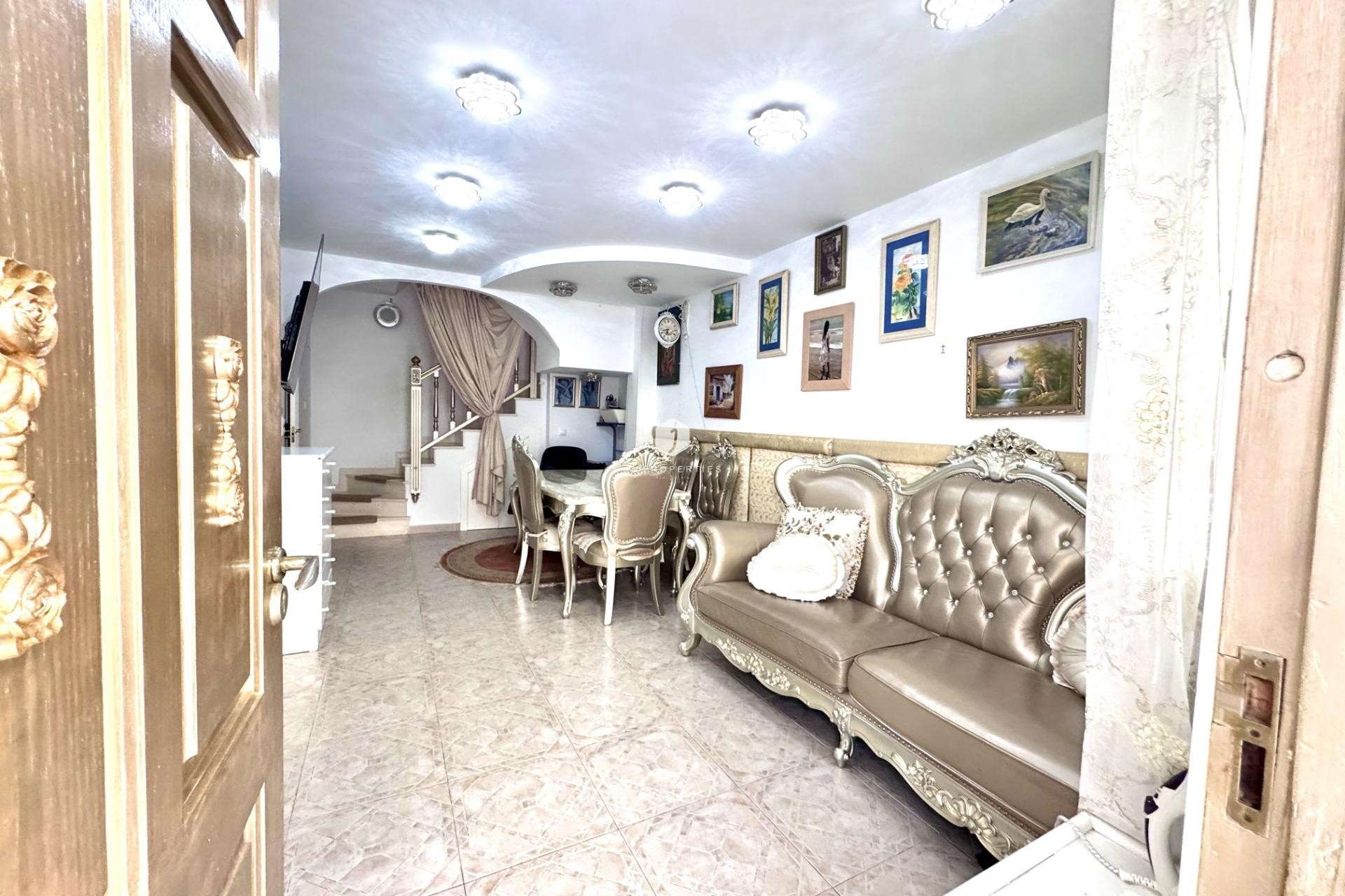 Aus zweiter Hand - Chalet -
Orihuela Costa - Playa Flamenca